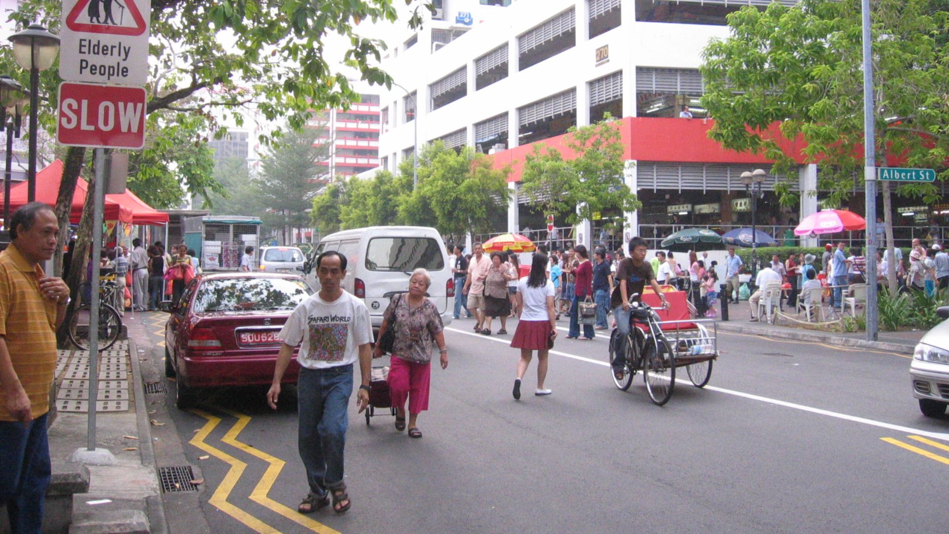 File:Queen Street, Singapore.JPG