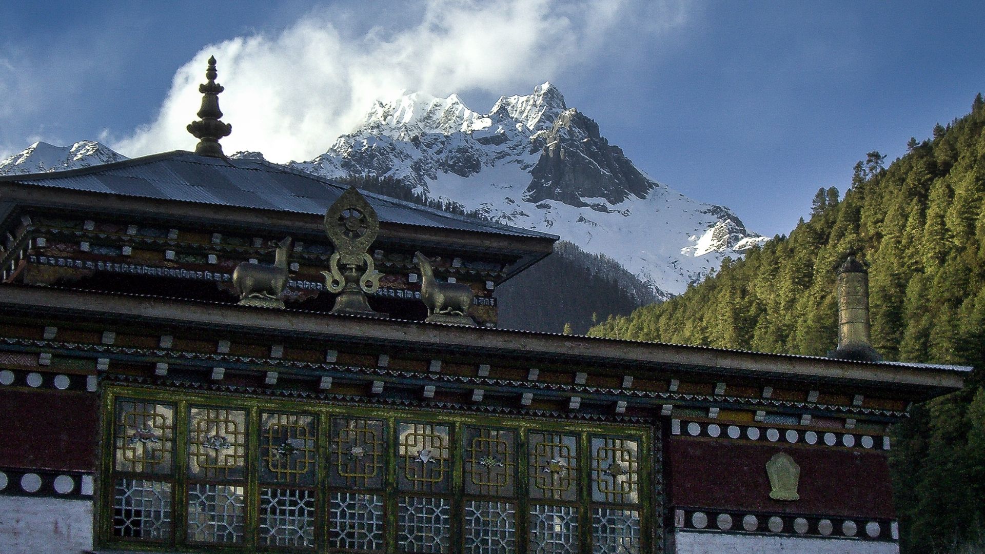 File:Monastery in Eastern Tibet (11622803926).jpg