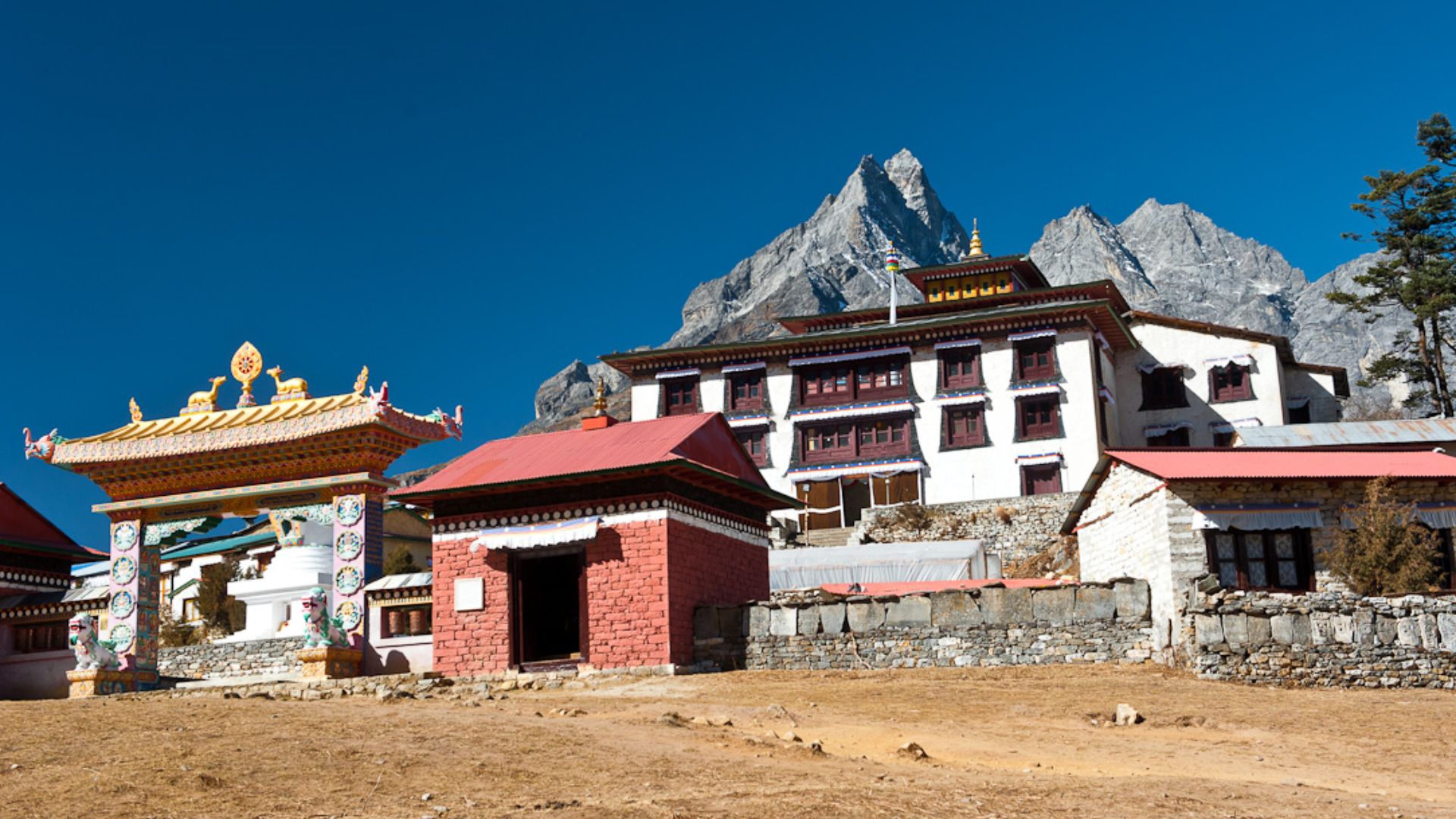 File:Tengboche monastery II.JPG