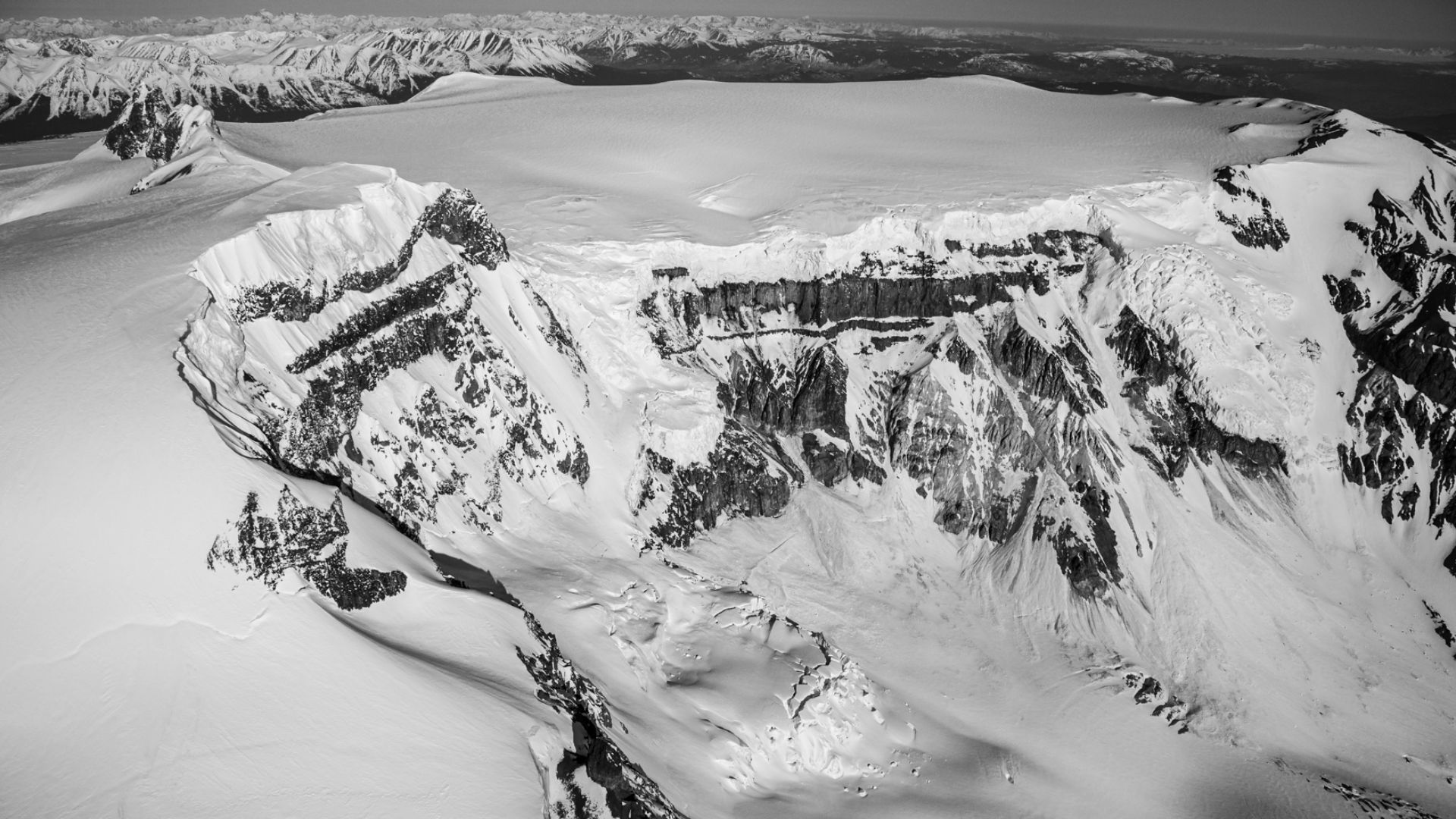 File:Edziza042909-- 113-16.jpg