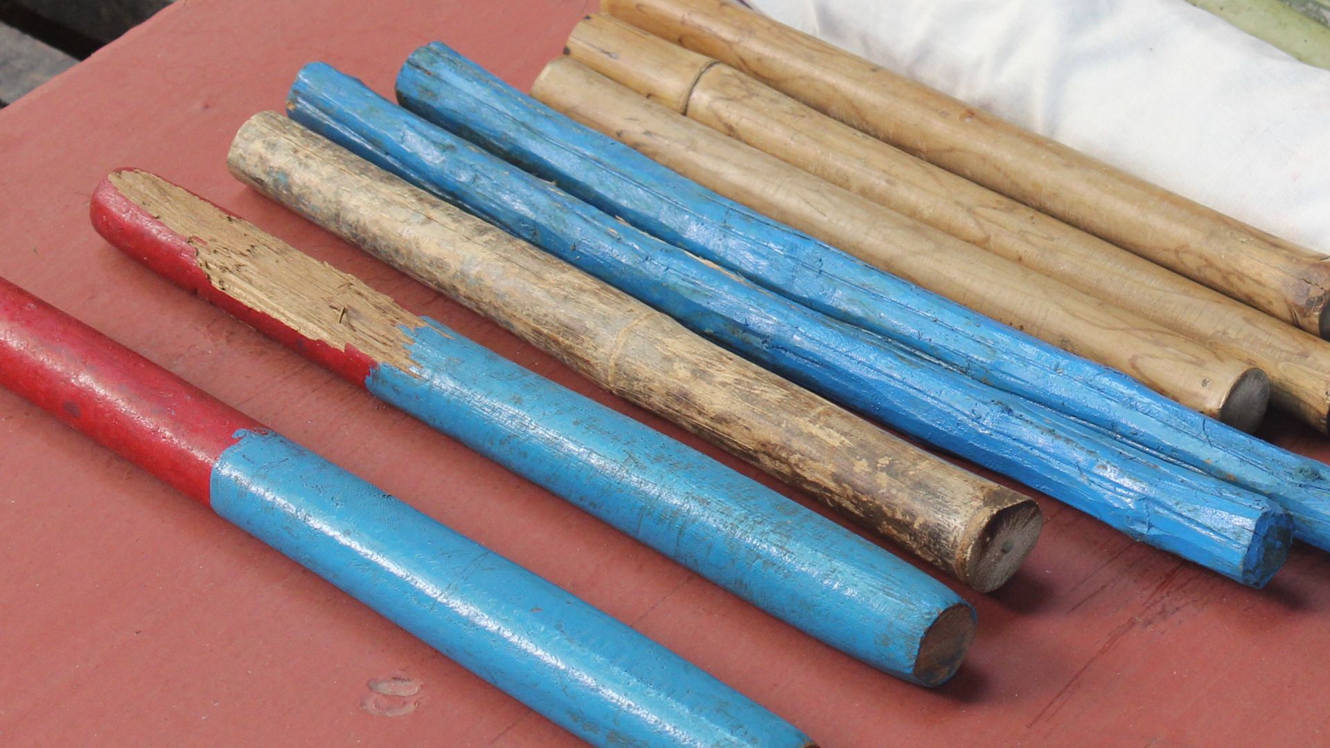 File:Dhandal nritya sticks.jpg