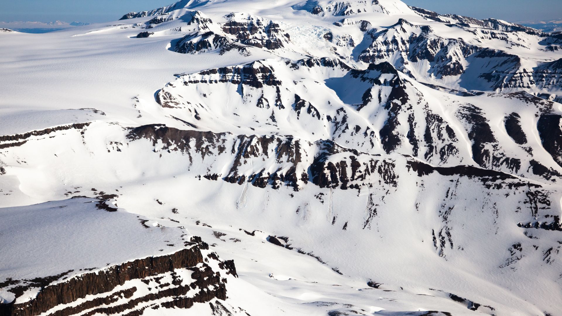 File:Edziza042909-- 074-9.jpg