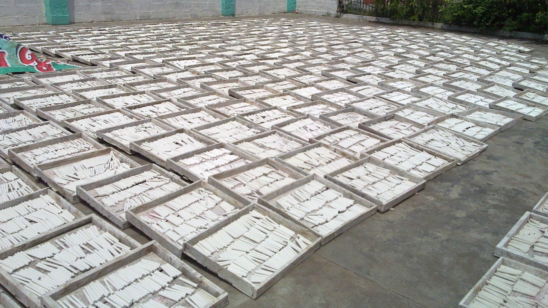 File:A view of drying chalk piece.jpg