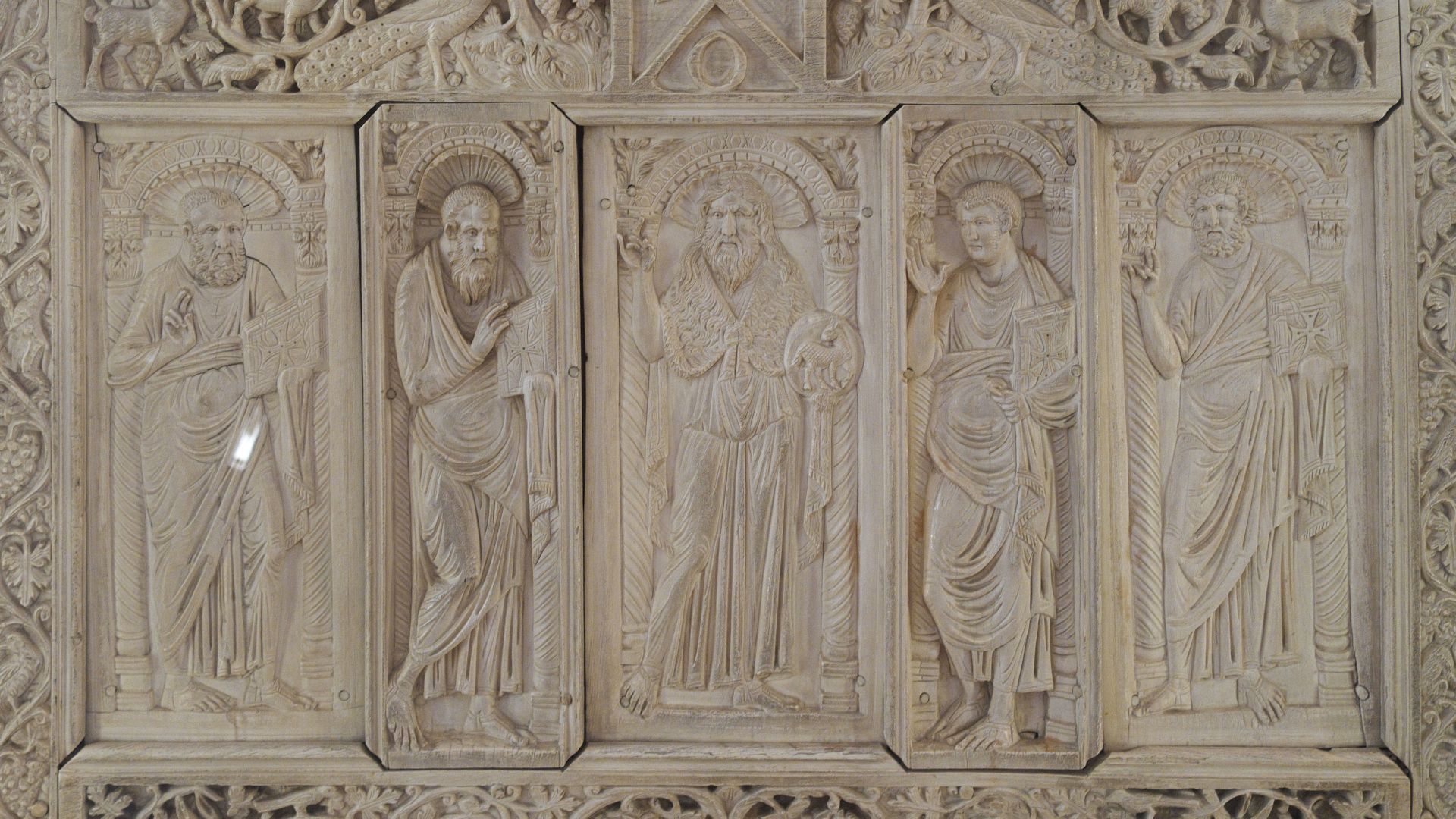 File:Ravenna Museo Arcivescovile 174.jpg