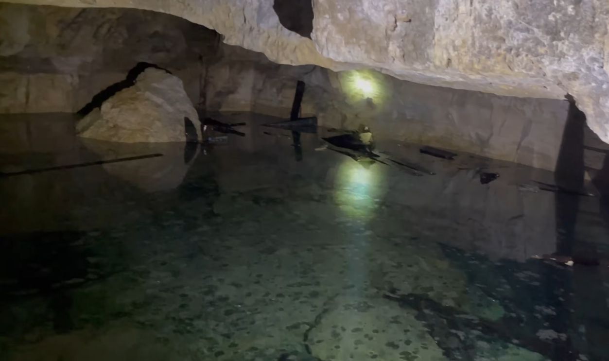 Flooding in Osiris Shaft