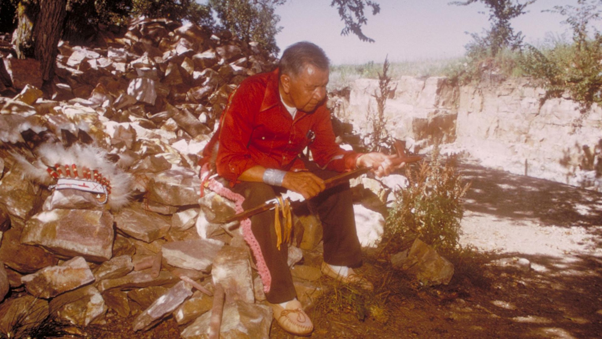 File:Pipestone Carving at Pipestone National Monument, Minnesota (22a548c3-2613-4ece-a809-bb5752052494).jpg