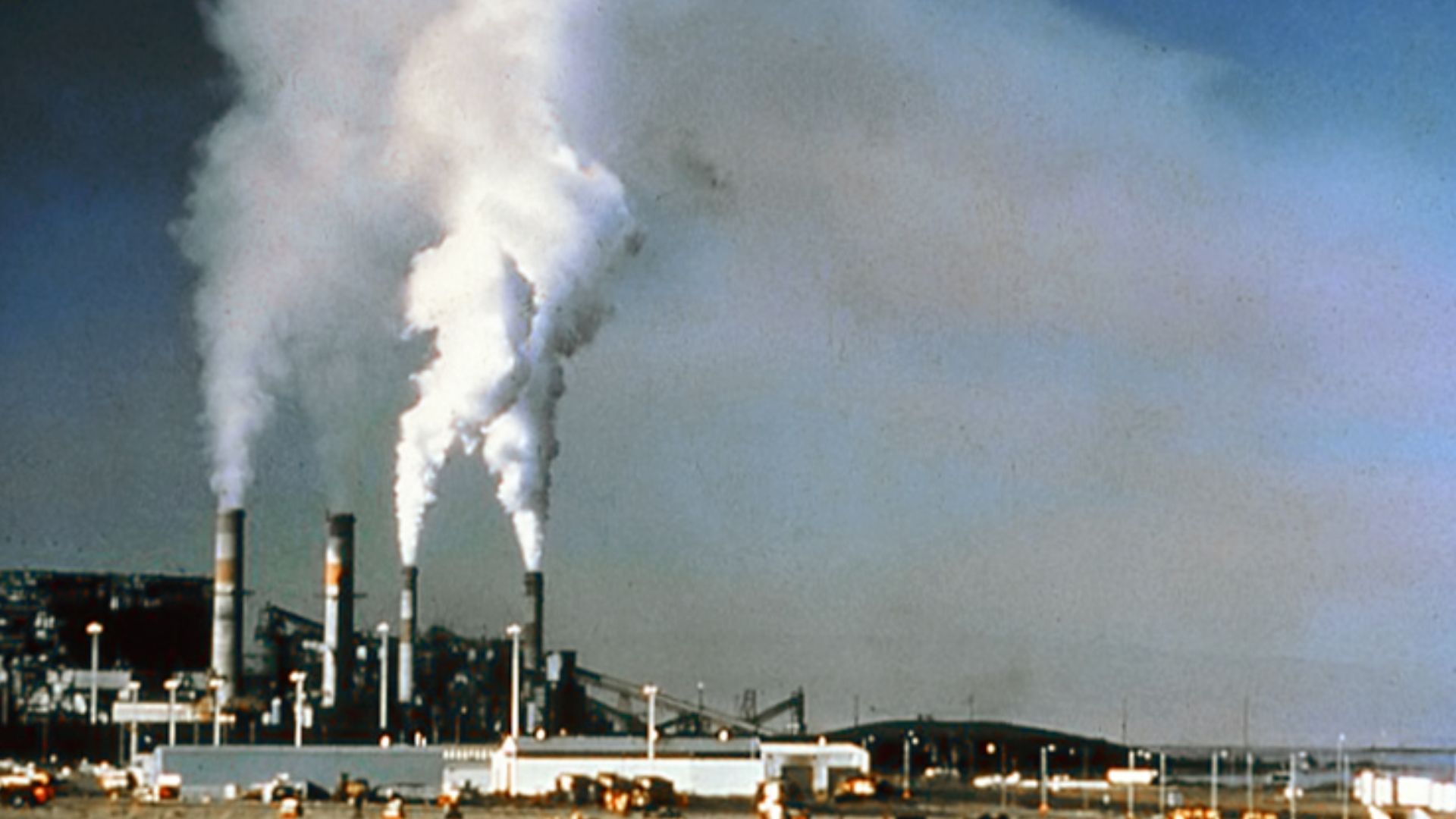 File:Air pollution by industrial chimneys.jpg