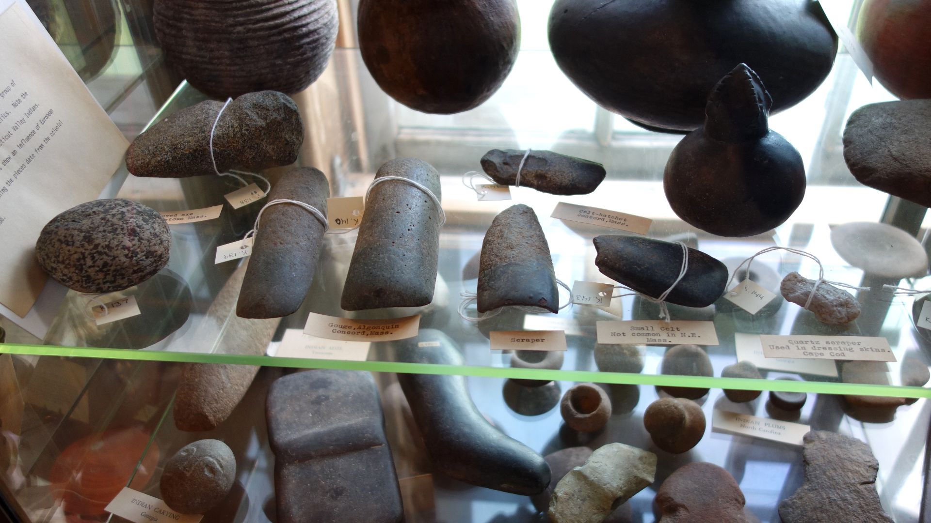 File:Native American stone tools - Joseph Allen Skinner Museum - DSC07797.JPG