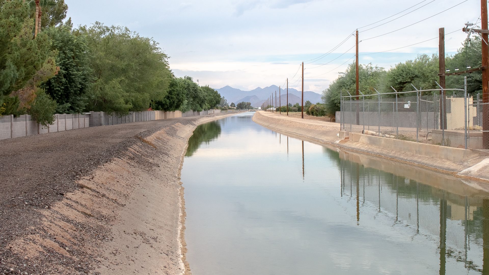 File:Hohokam Canal.jpg