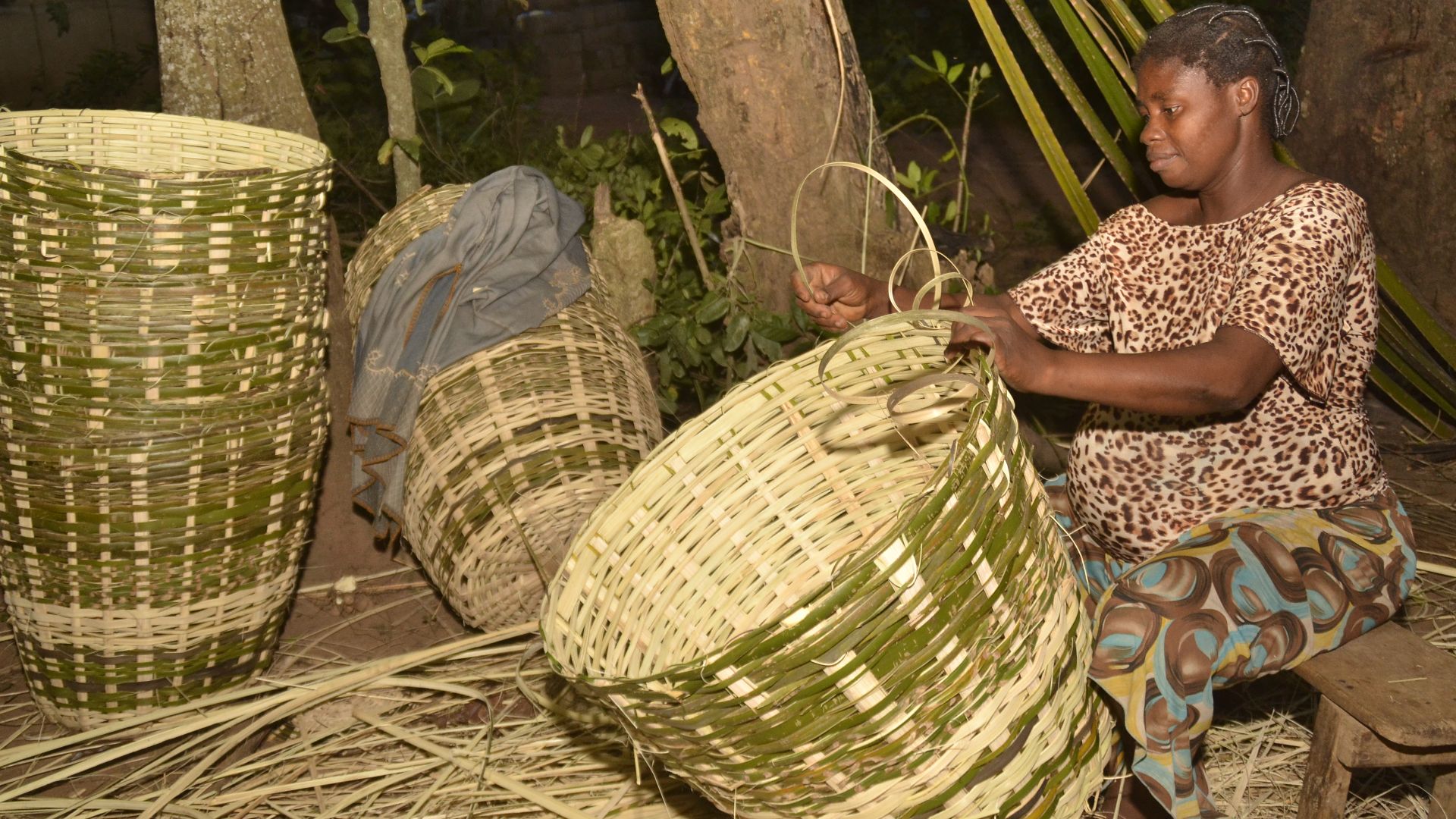 File:Basket weaving in Southeast Nigeria 8.jpg