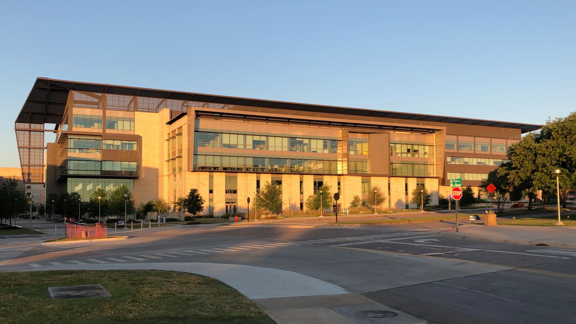 File:Zachry Engineering Education Complex.jpg