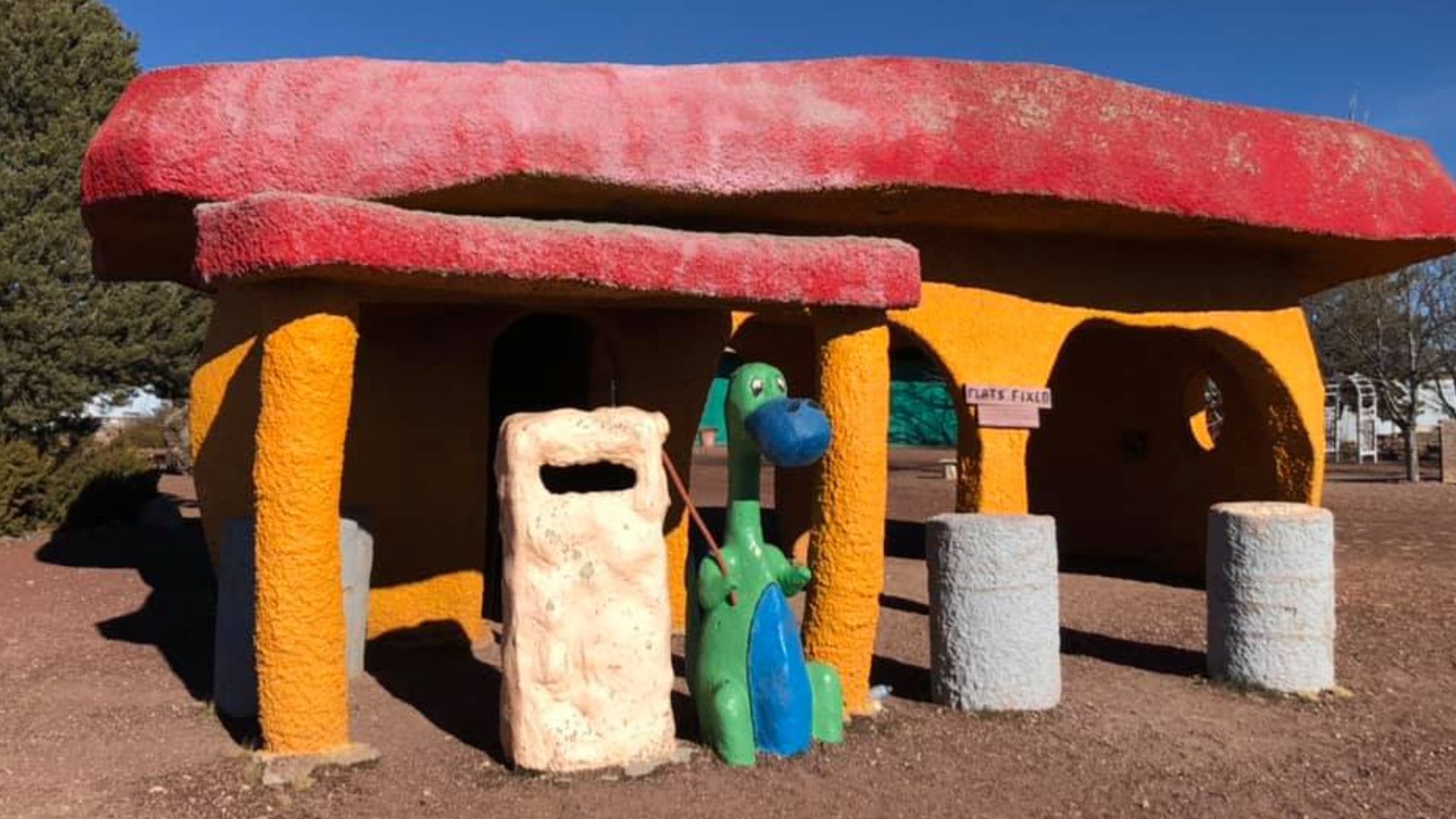 File:Valle-Bedrock City-9-1972.jpg