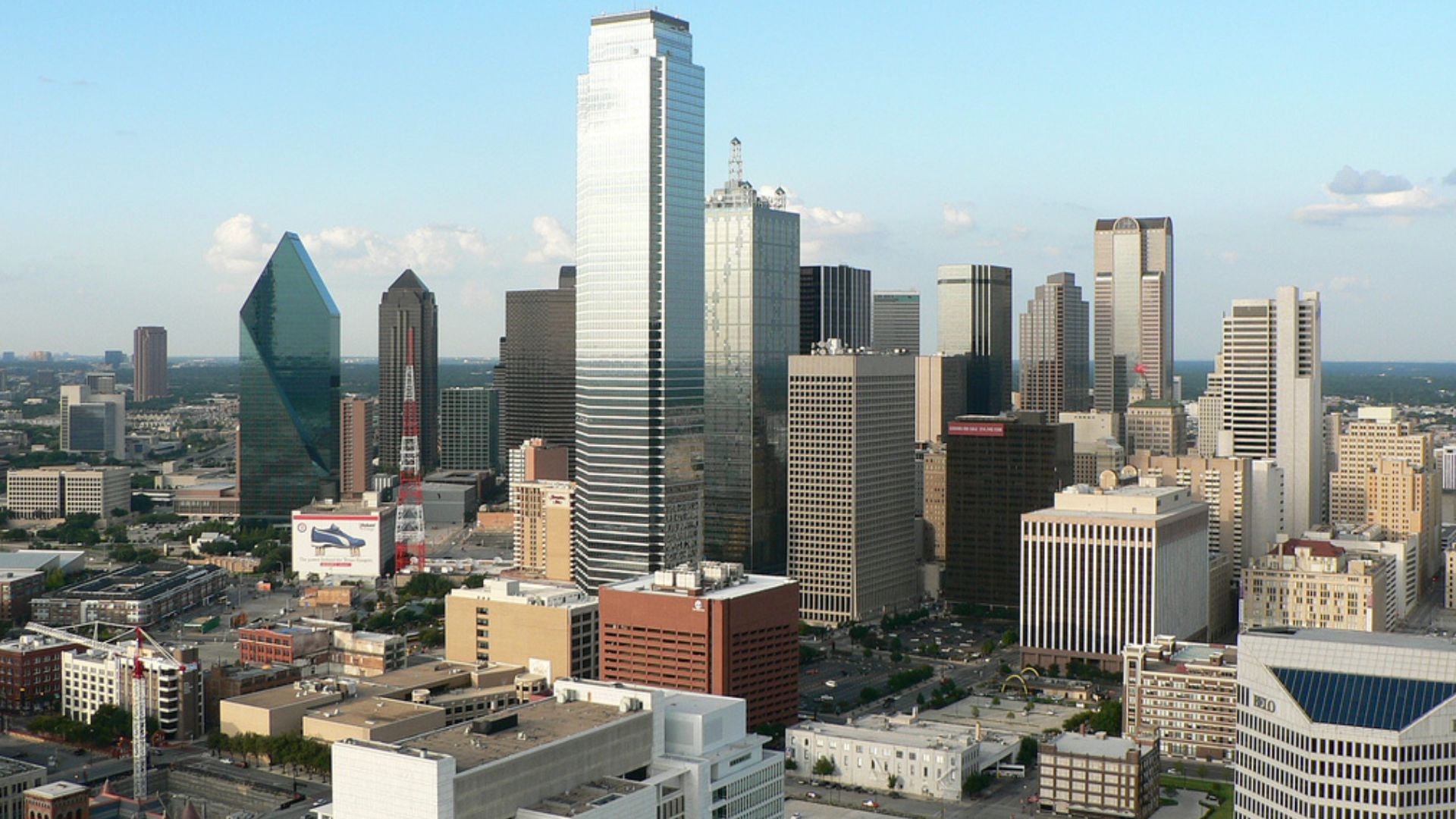 File:Dallas Downtown.jpg