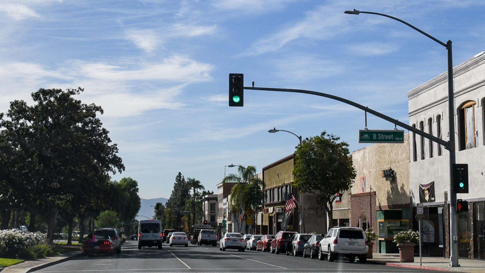 File:Downtown Ontario California 2018.jpg