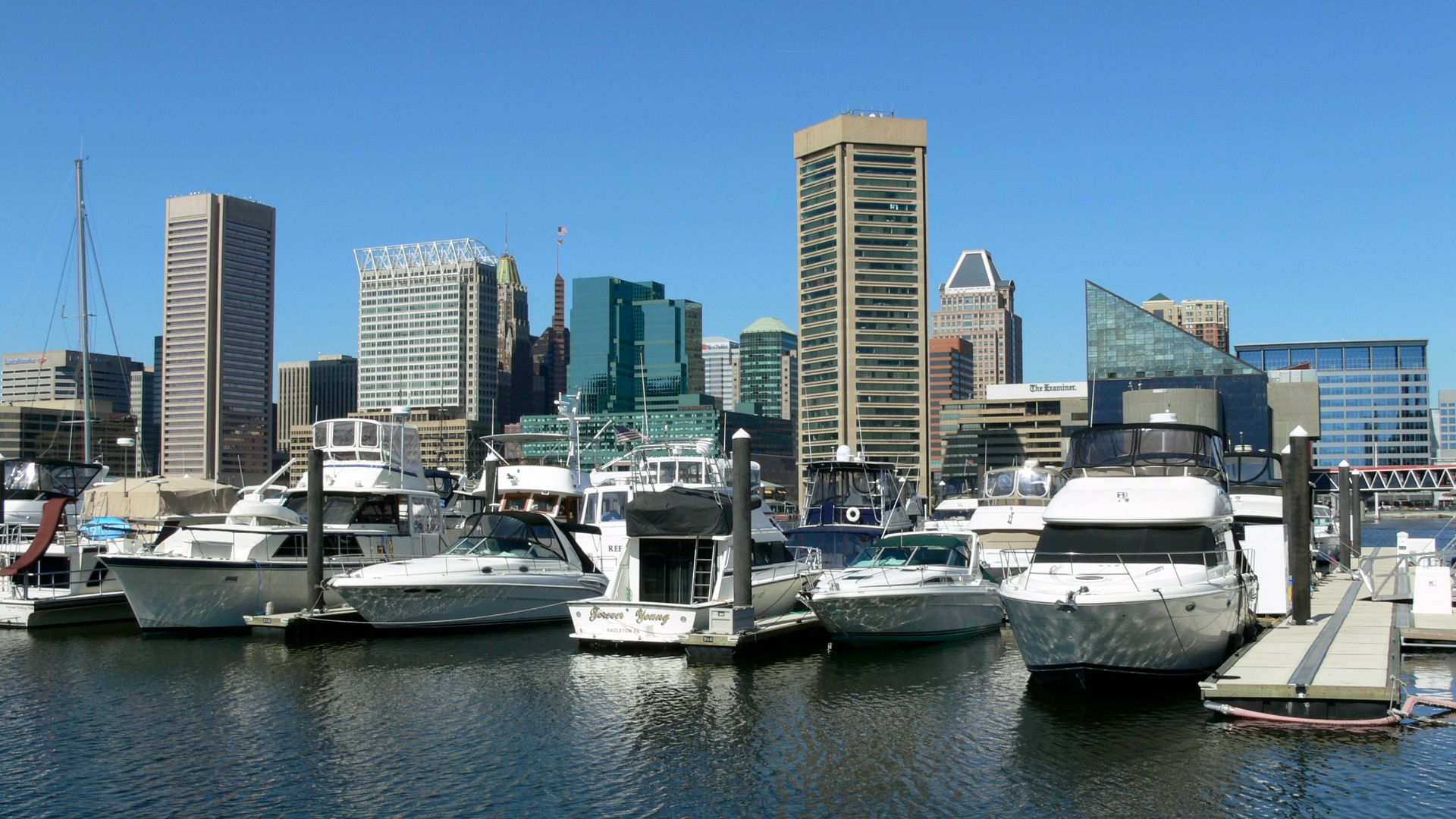 File:Bmoreharbor.JPG