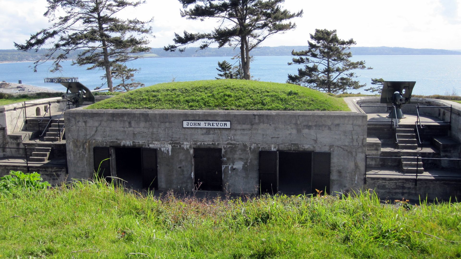 File:Fort Casey batterytrevor.jpg