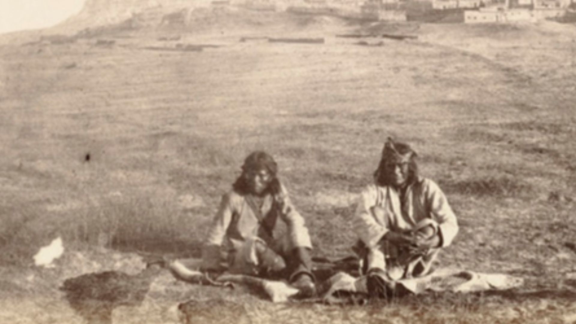 File:Ancient Pueblo Town of Zuni, Western New Mexico (cropped).jpg