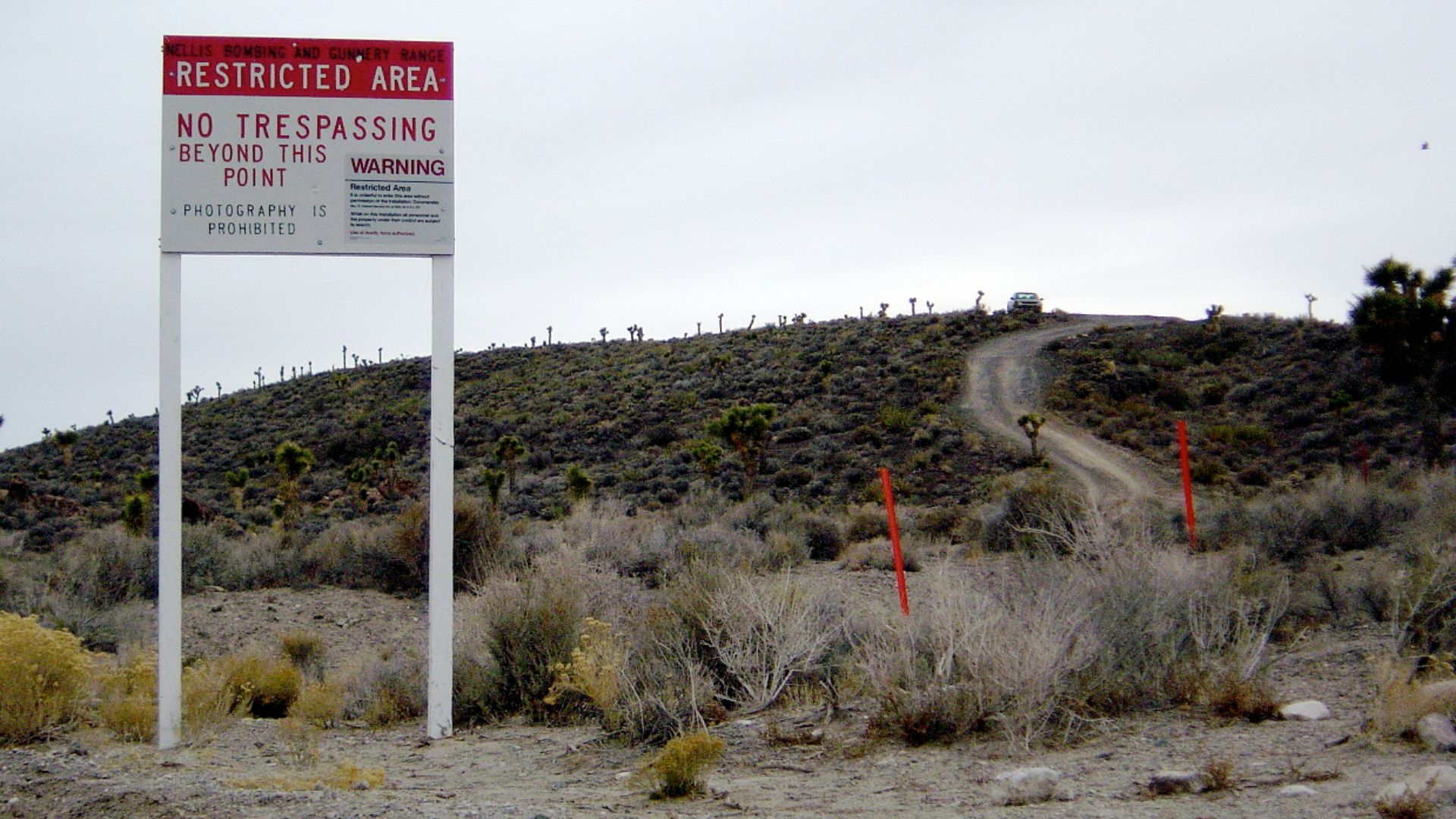 File:Wfm x51 area51 warningsign.jpg