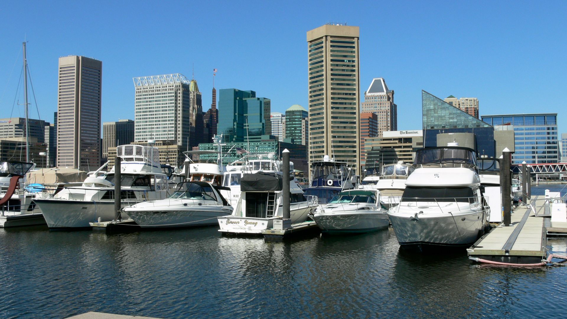 File:Bmoreharbor.JPG