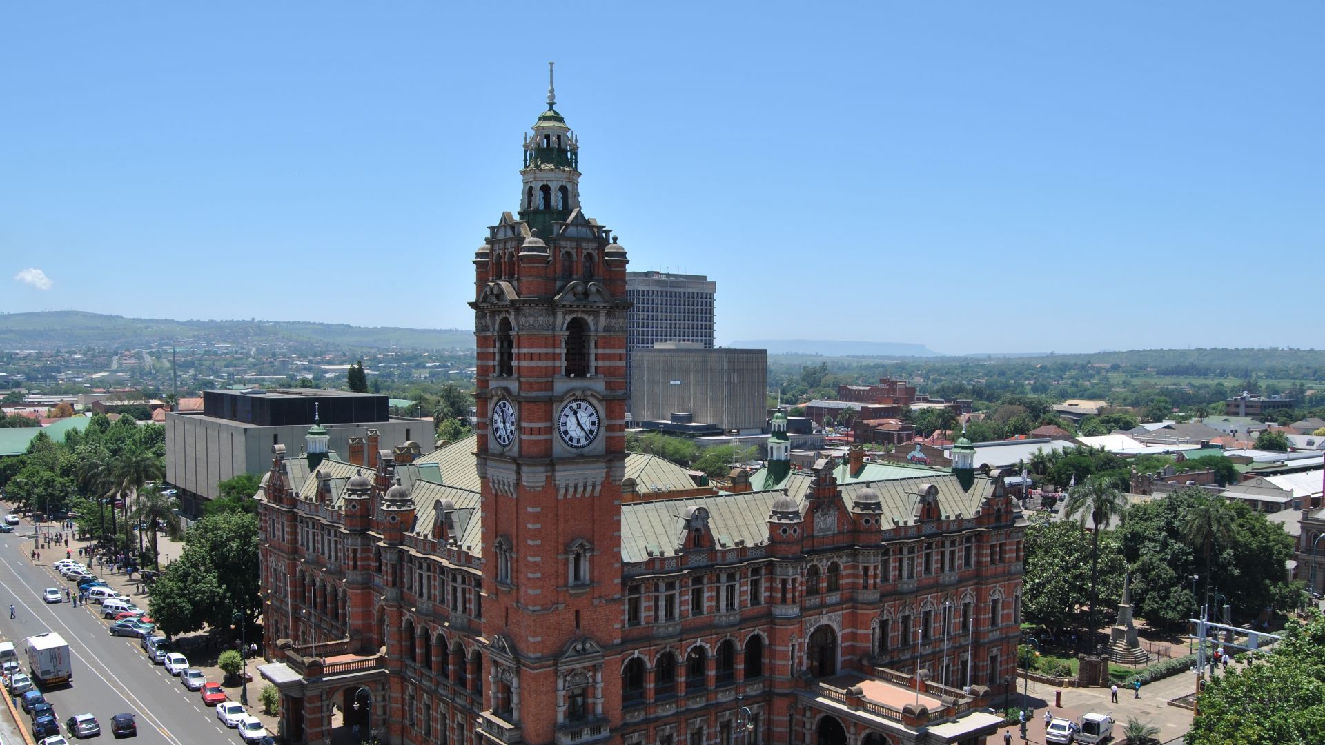 File:Pietermaritzburg City Hall.JPG