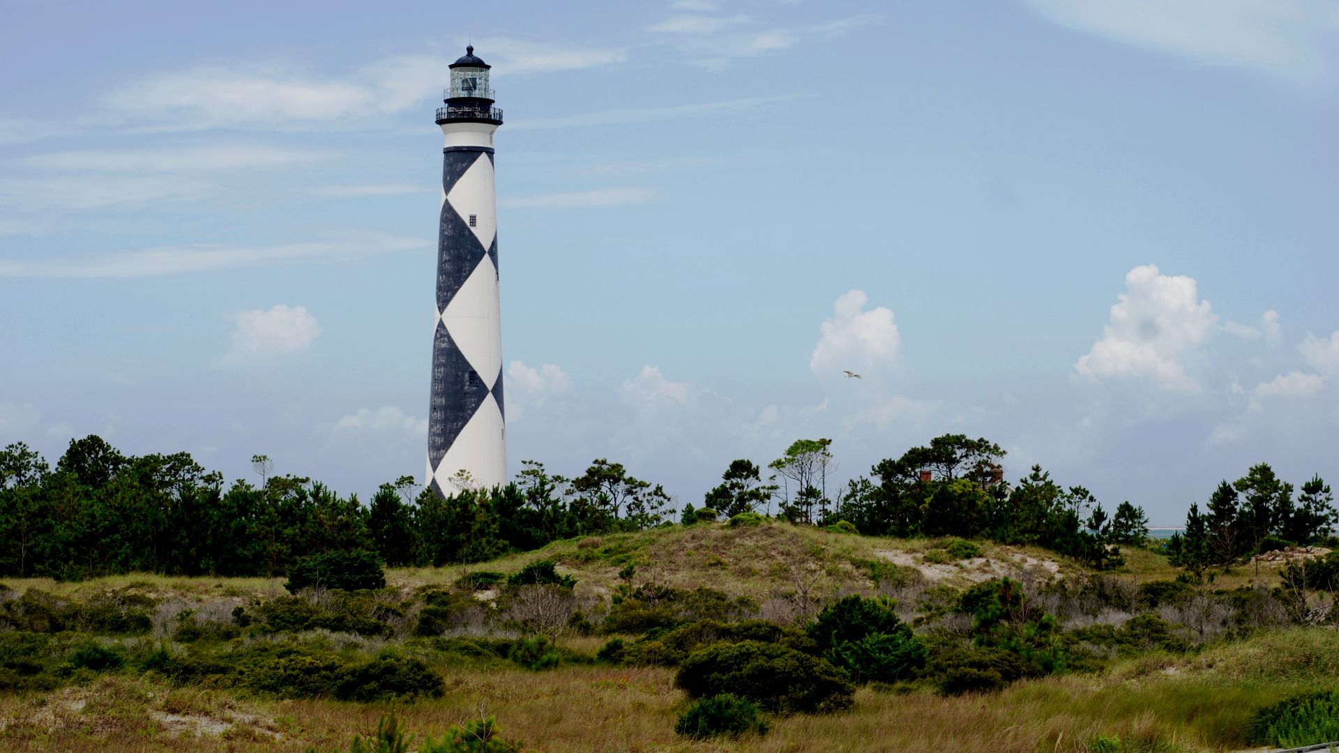 File:Cape Lookout Lighthouse - 2013-06 - 07.JPG