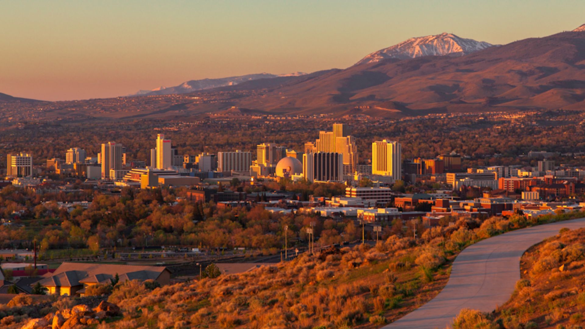File:Reno, Nevada (16931715632).jpg
