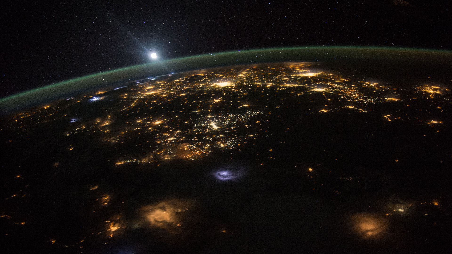 File:Good Morning From the International Space Station.jpg