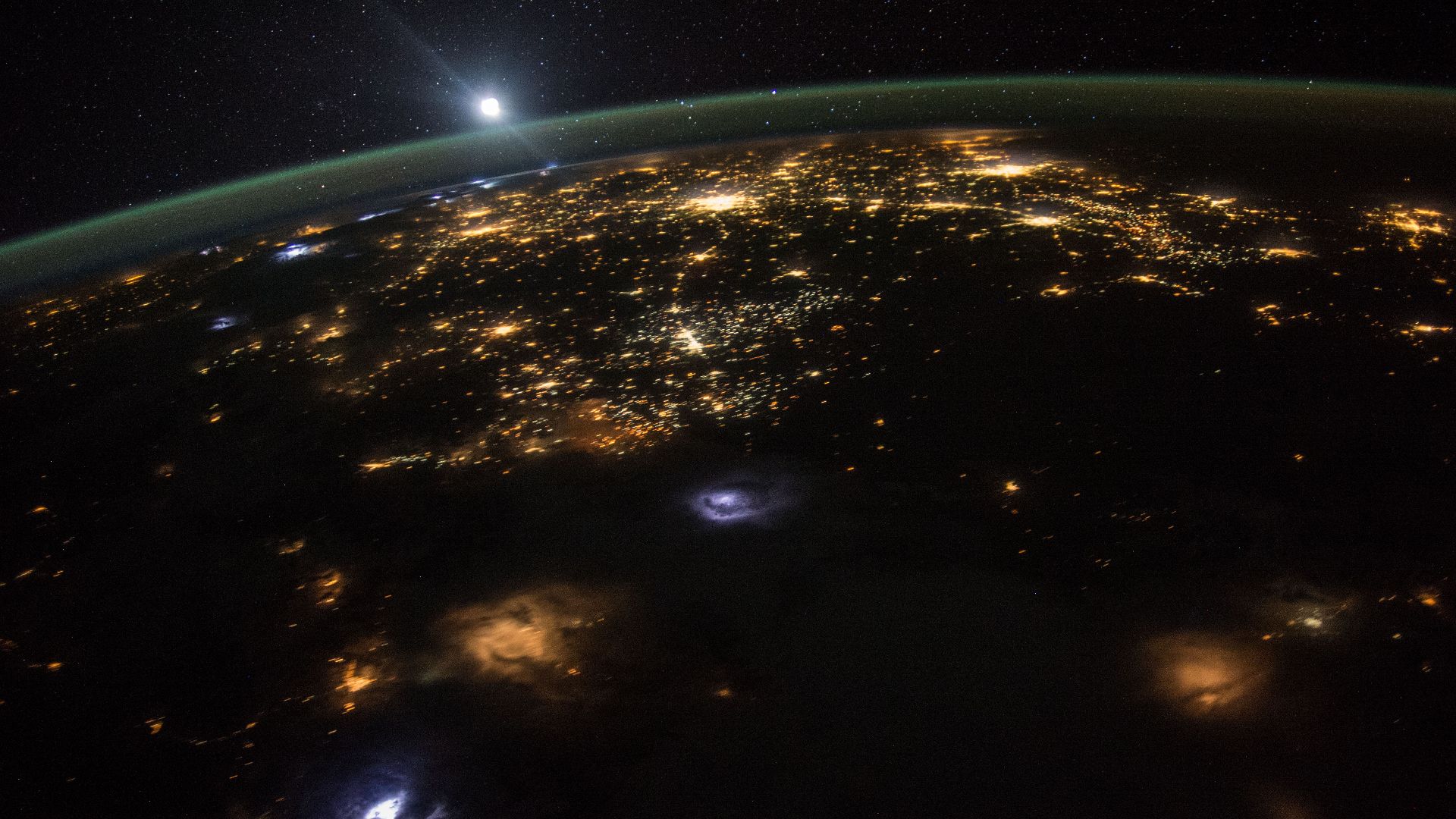 File:Good Morning From the International Space Station.jpg