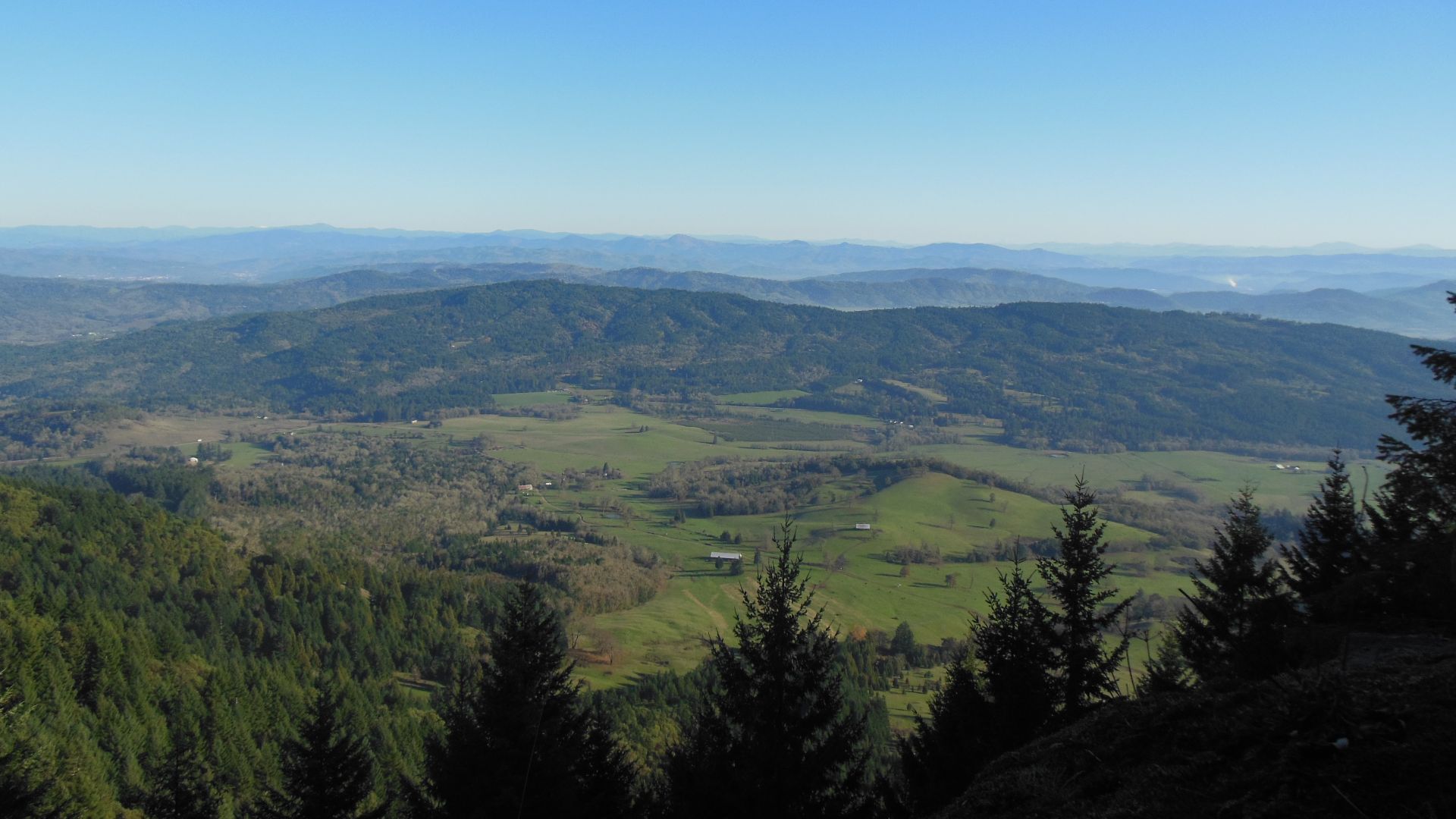 File:Douglas County, OR from Callahans.JPG