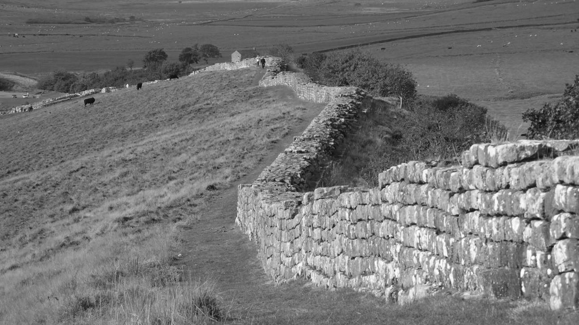 File:Hadrian's wall at Greenhead Lough.jpg
