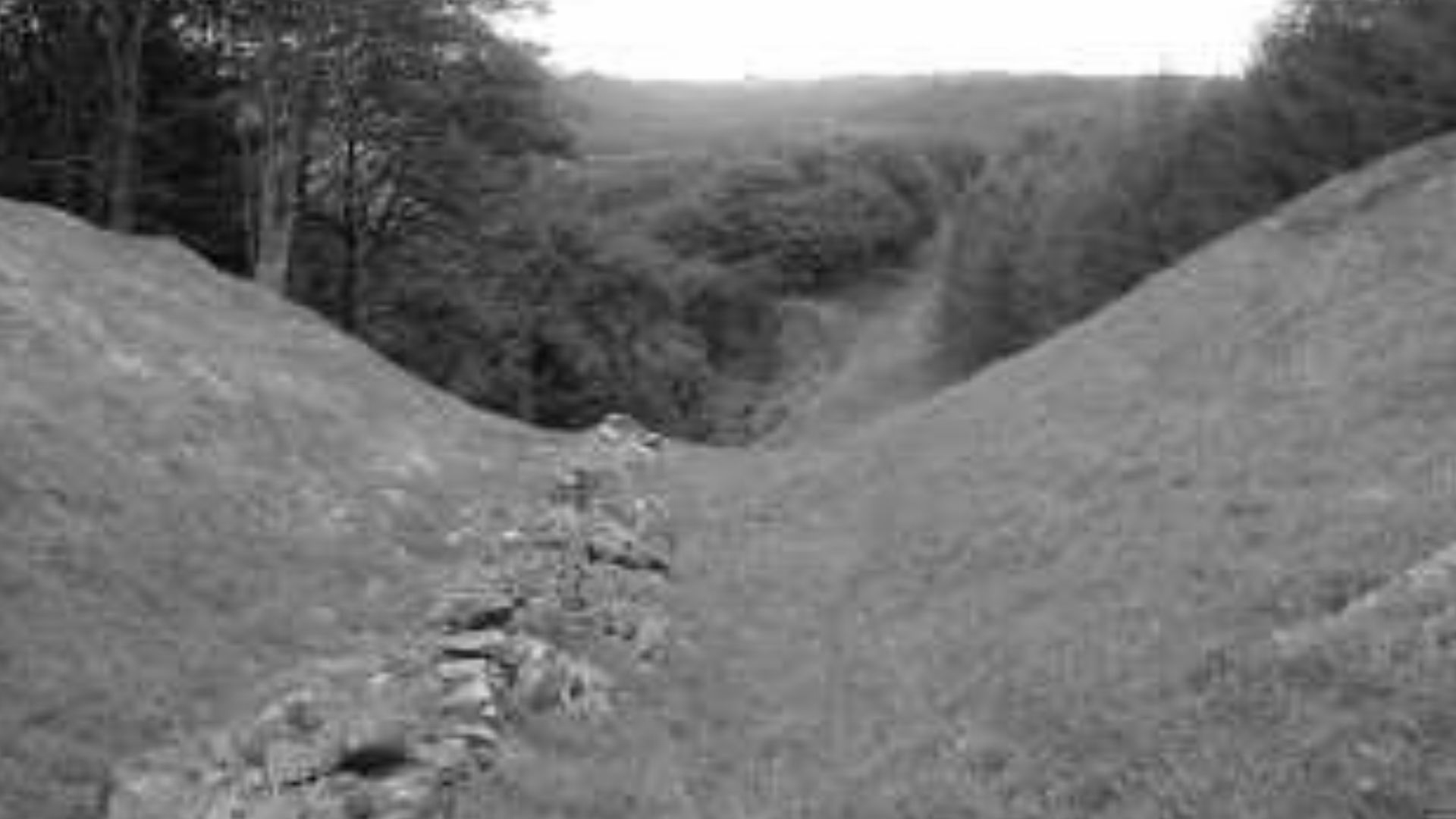 File:Antonine wall.JPG