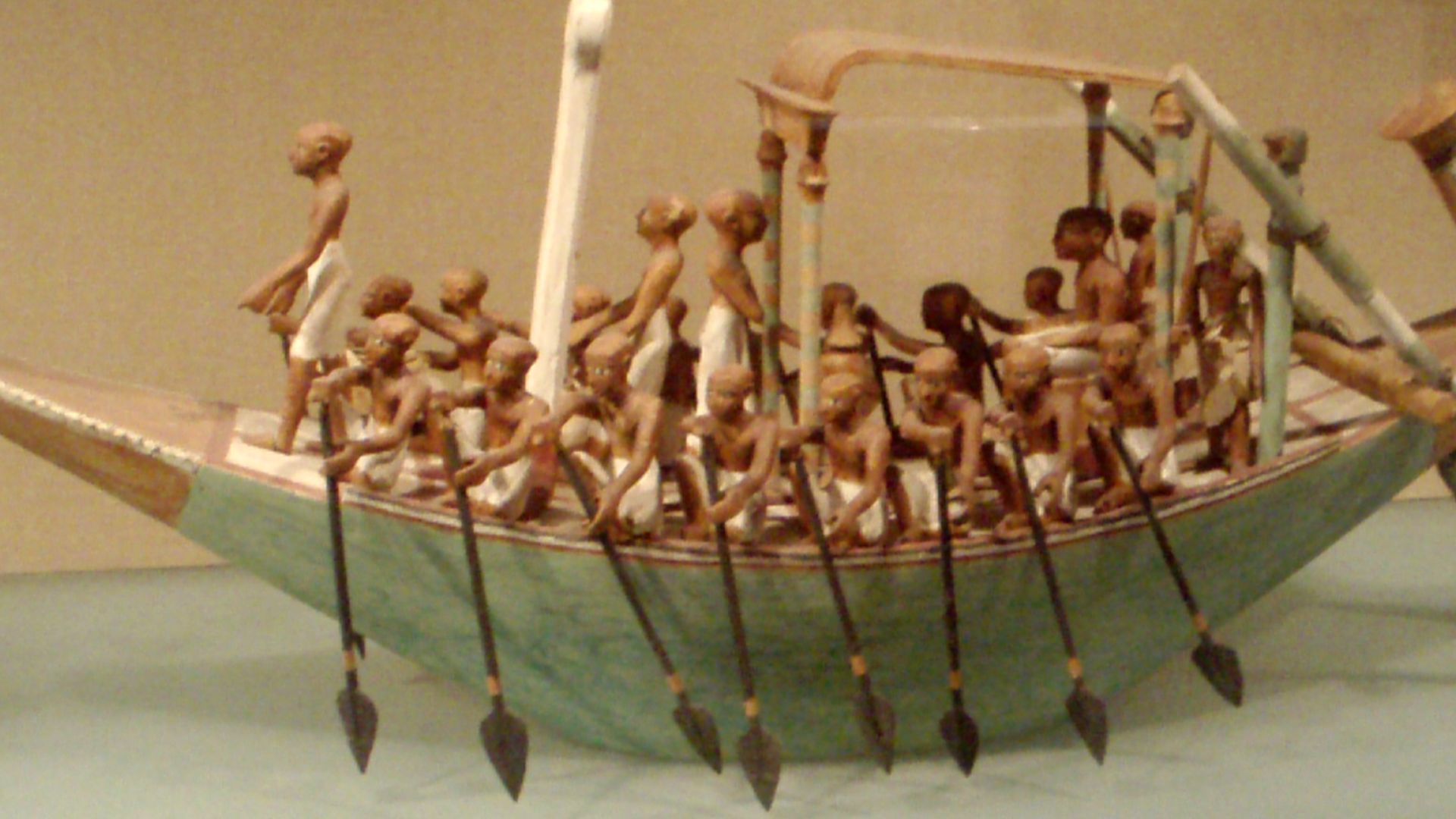 File:FuneraryPaddlingBoatW-TombOfMeketre MetropolitanMuseum.png