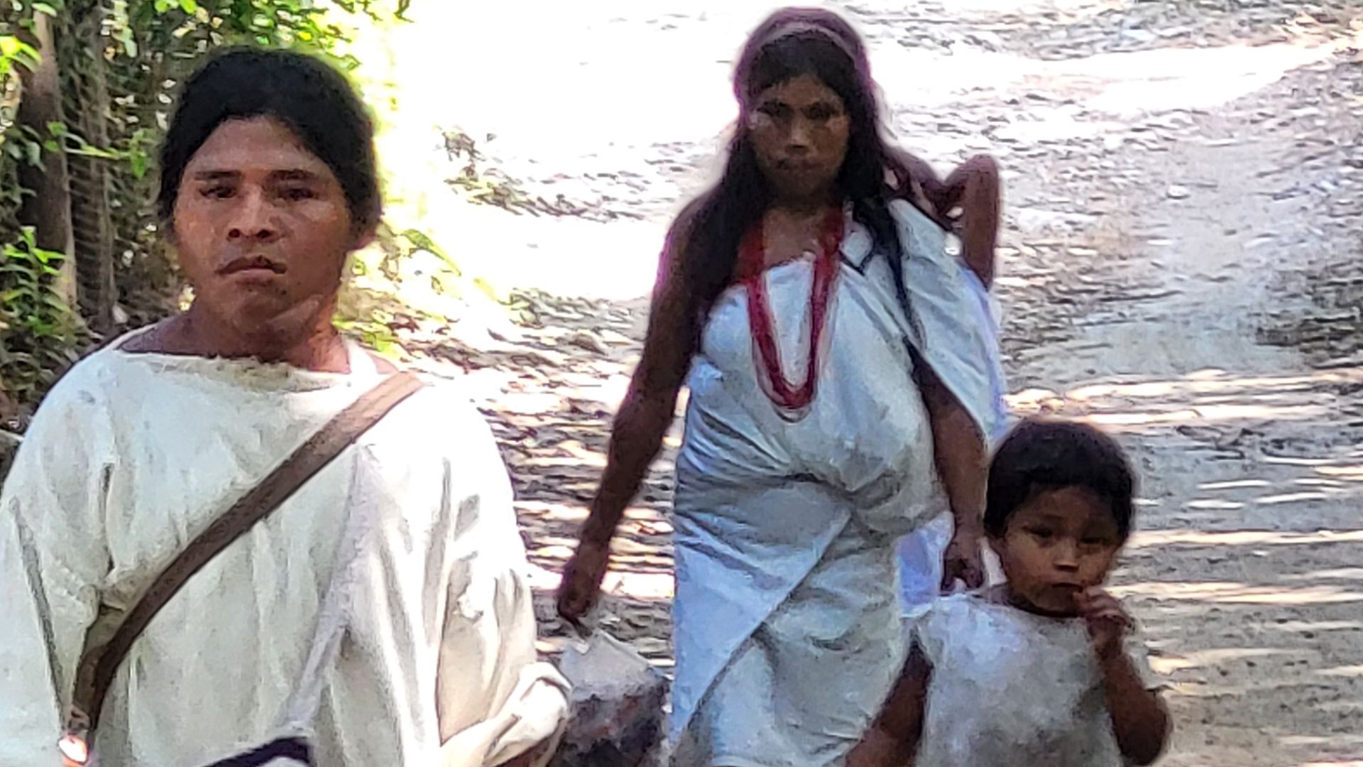 File:Indigenas Kogui Palomino.jpg