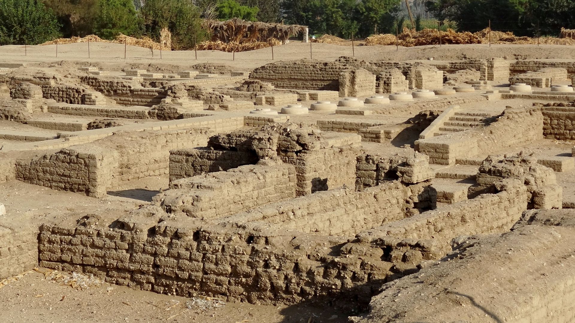 File:Amarna Nordpalast 06.jpg