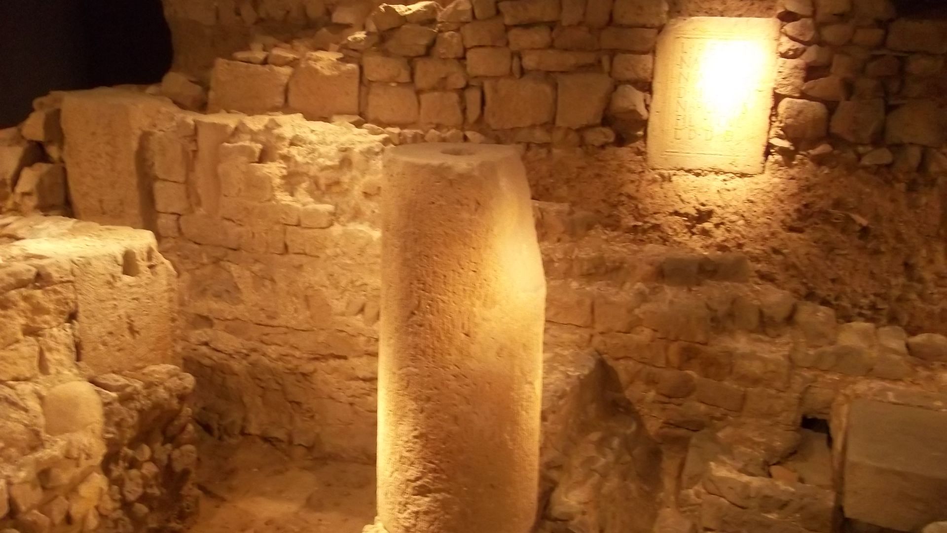 File:Museu d'Història de la Ciutat, Plaça del Rei, Barcelona 74.JPG