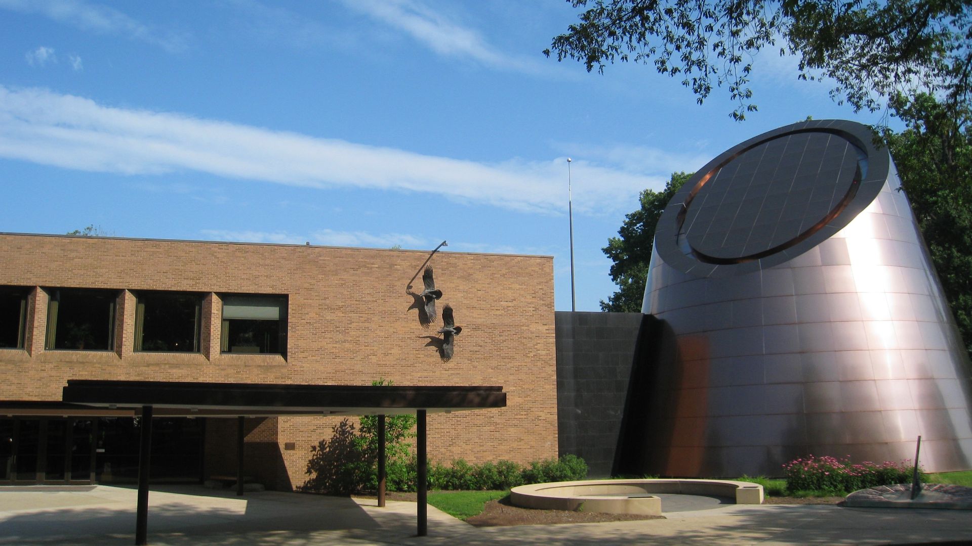 File:Cleveland Museum of Natural History - entry.jpg