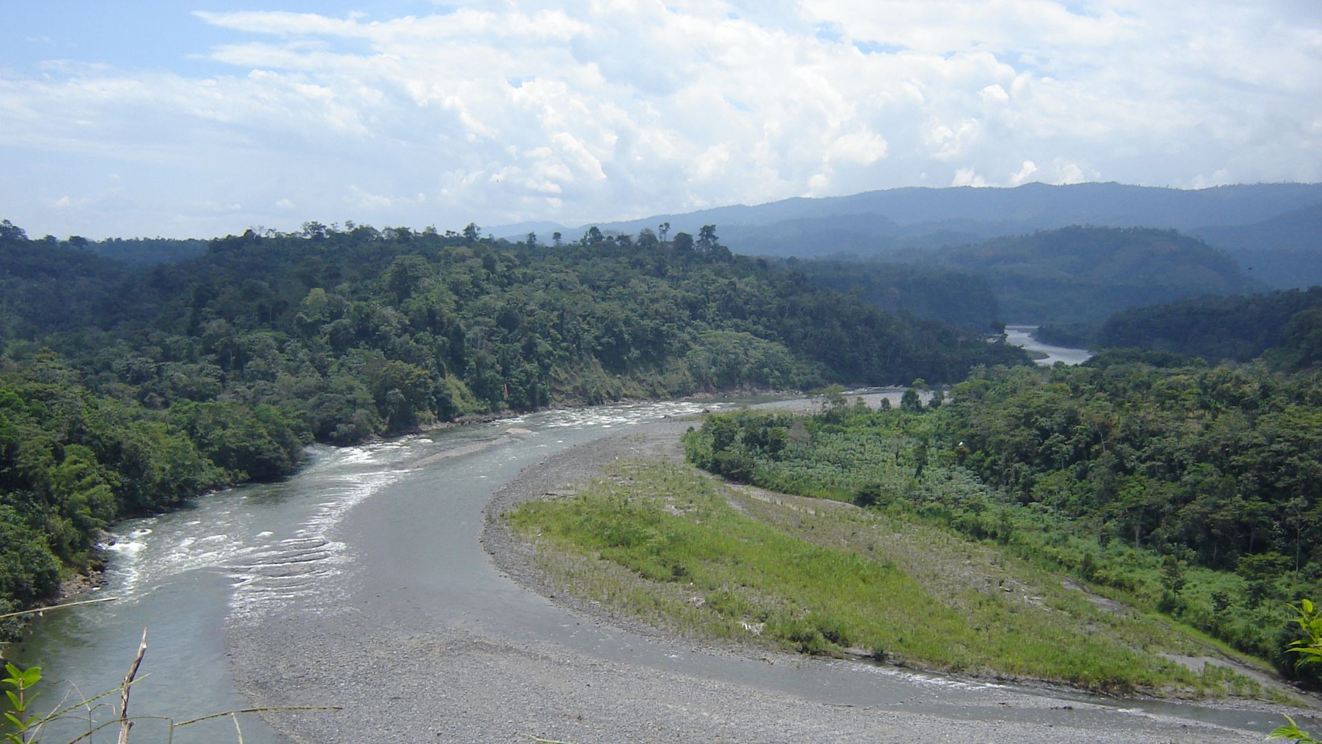 File:Rio Upano, Logroño.jpg