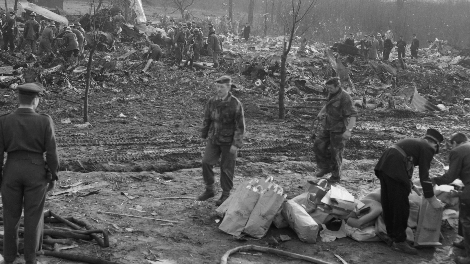 File:Ramp met Sabenavliegtuig bij Brussel, overzicht van de wrakstukken, Bestanddeelnr 912-1023.jpg