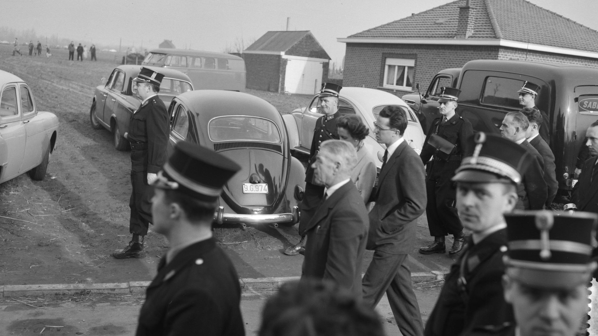 File:Ramp met Sabenavliegtuig bij Brussel, overzicht van de wrakstukken, Koning Boude, Bestanddeelnr 912-1031.jpg