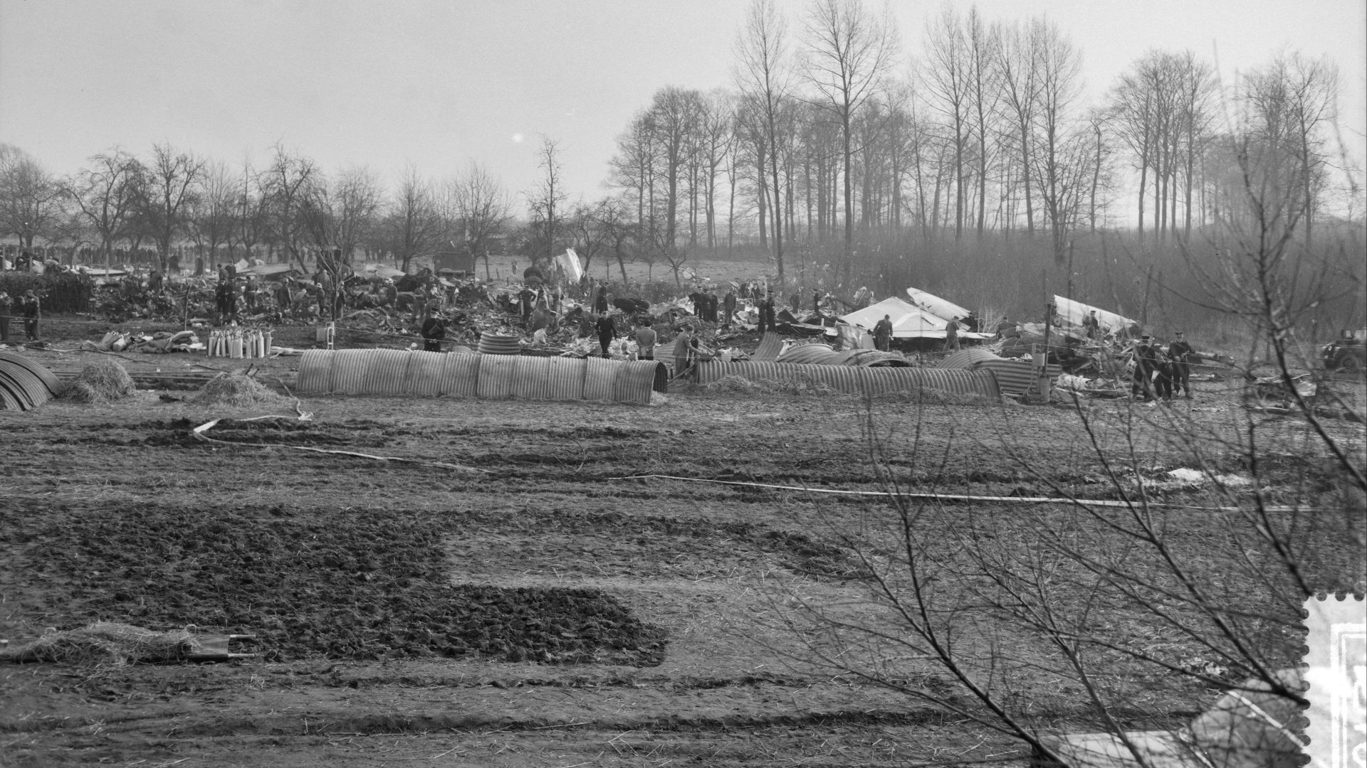 File:Ramp met Sabenavliegtuig bij Brussel, overzicht van de wrakstukken, Bestanddeelnr 912-1028.jpg