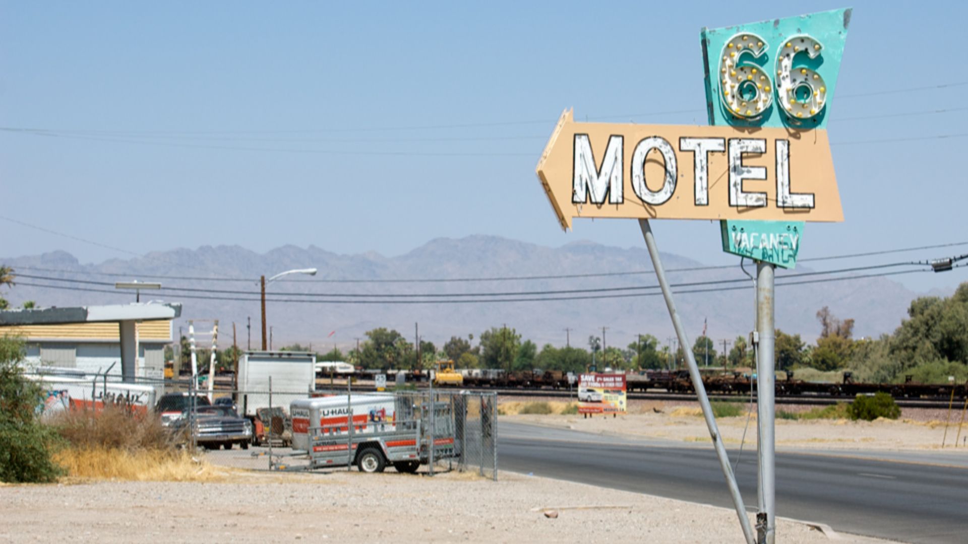 File:Route 66 Motel Sign - Needles, CA.jpg