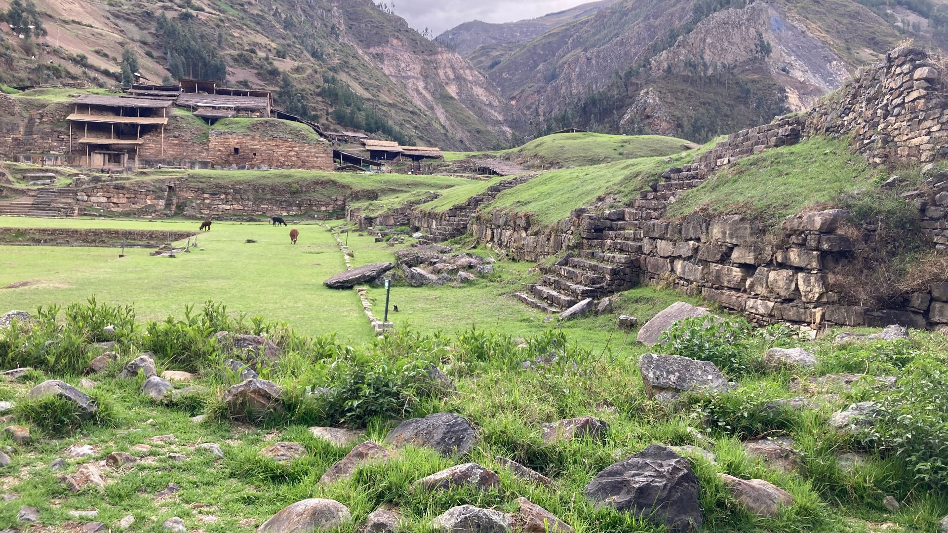 File:Chavín de Huantar.jpg