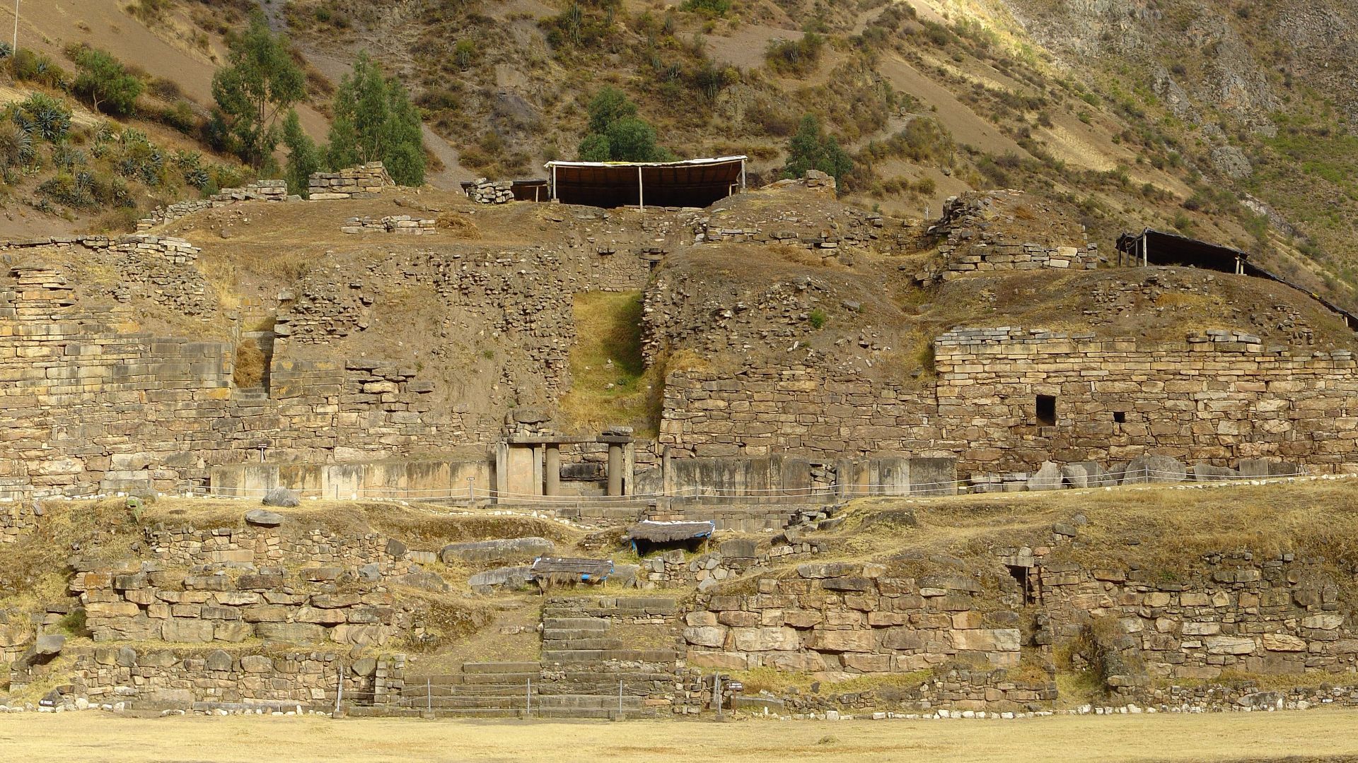 File:Chavin - Août 2007.jpg