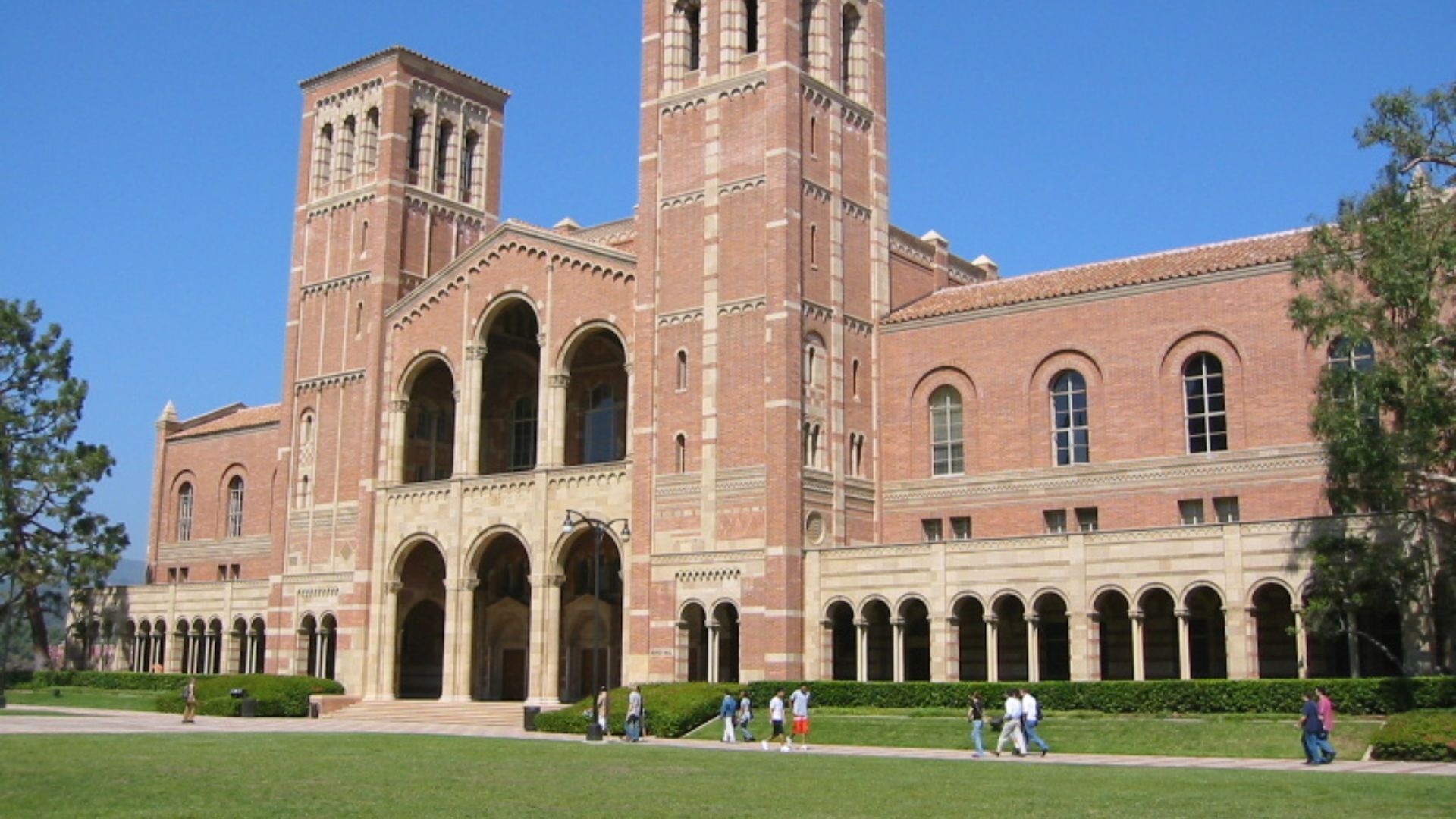 File:Royce Hall, University of California, Los Angeles (23-09-2003).jpg