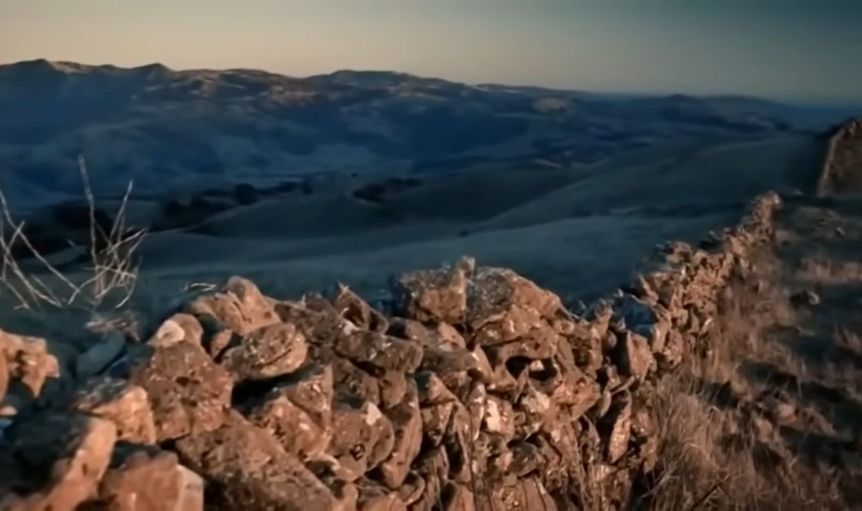Screenshot from America Unearthed (2012–2019)