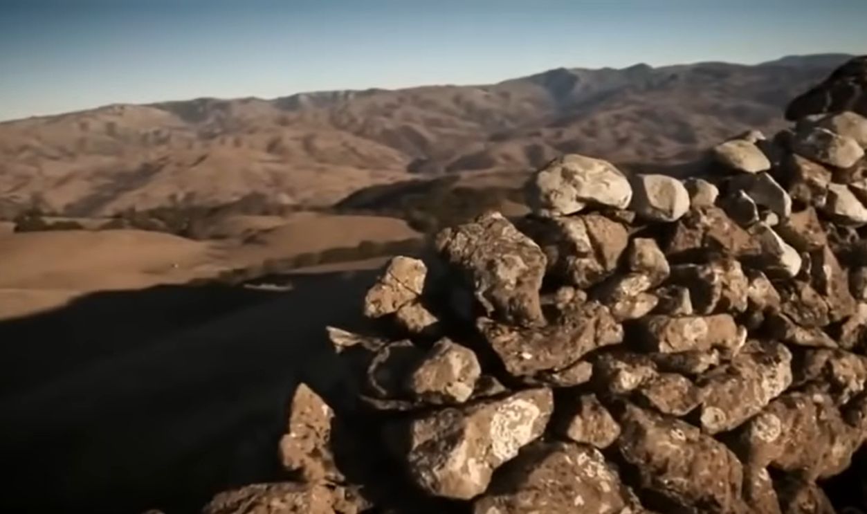 Screenshot from America Unearthed (2012–2019)