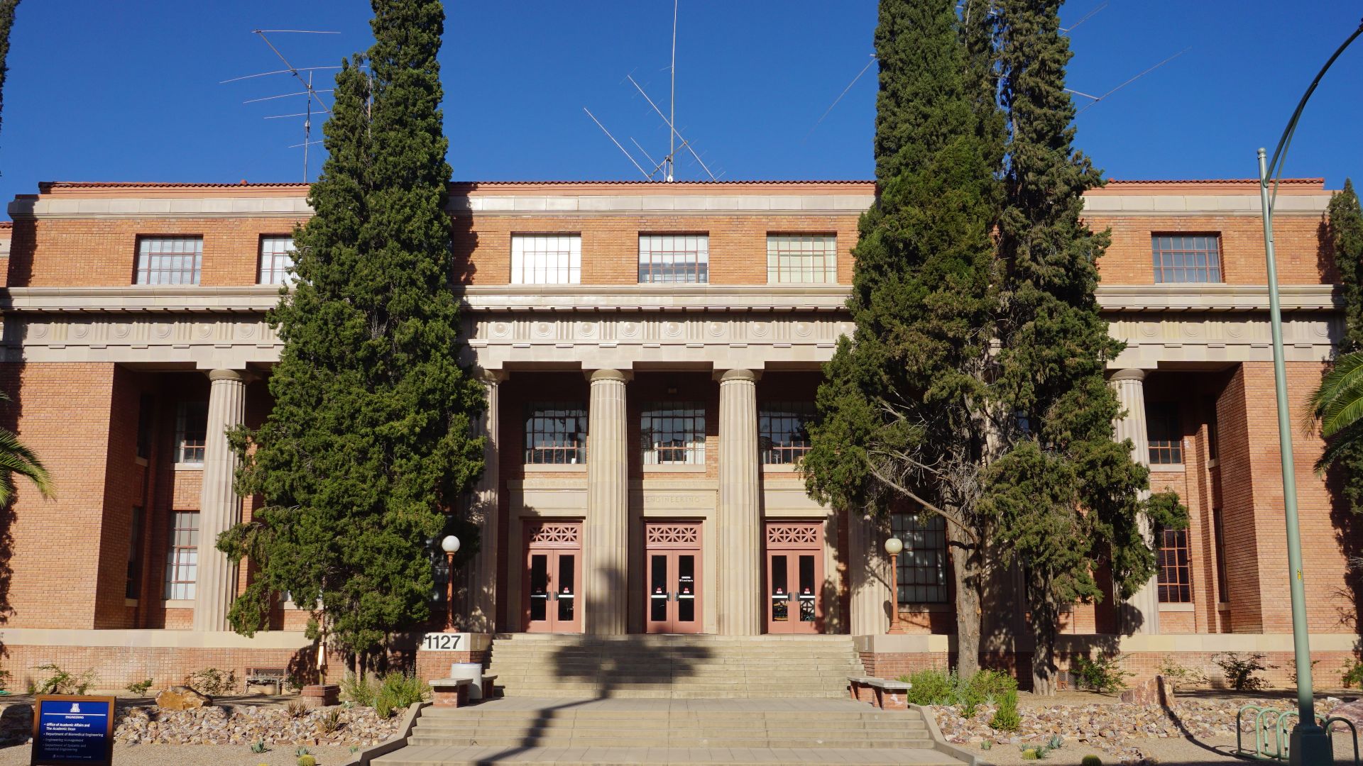 File:University of Arizona May 2019 53 (Engineering).jpg