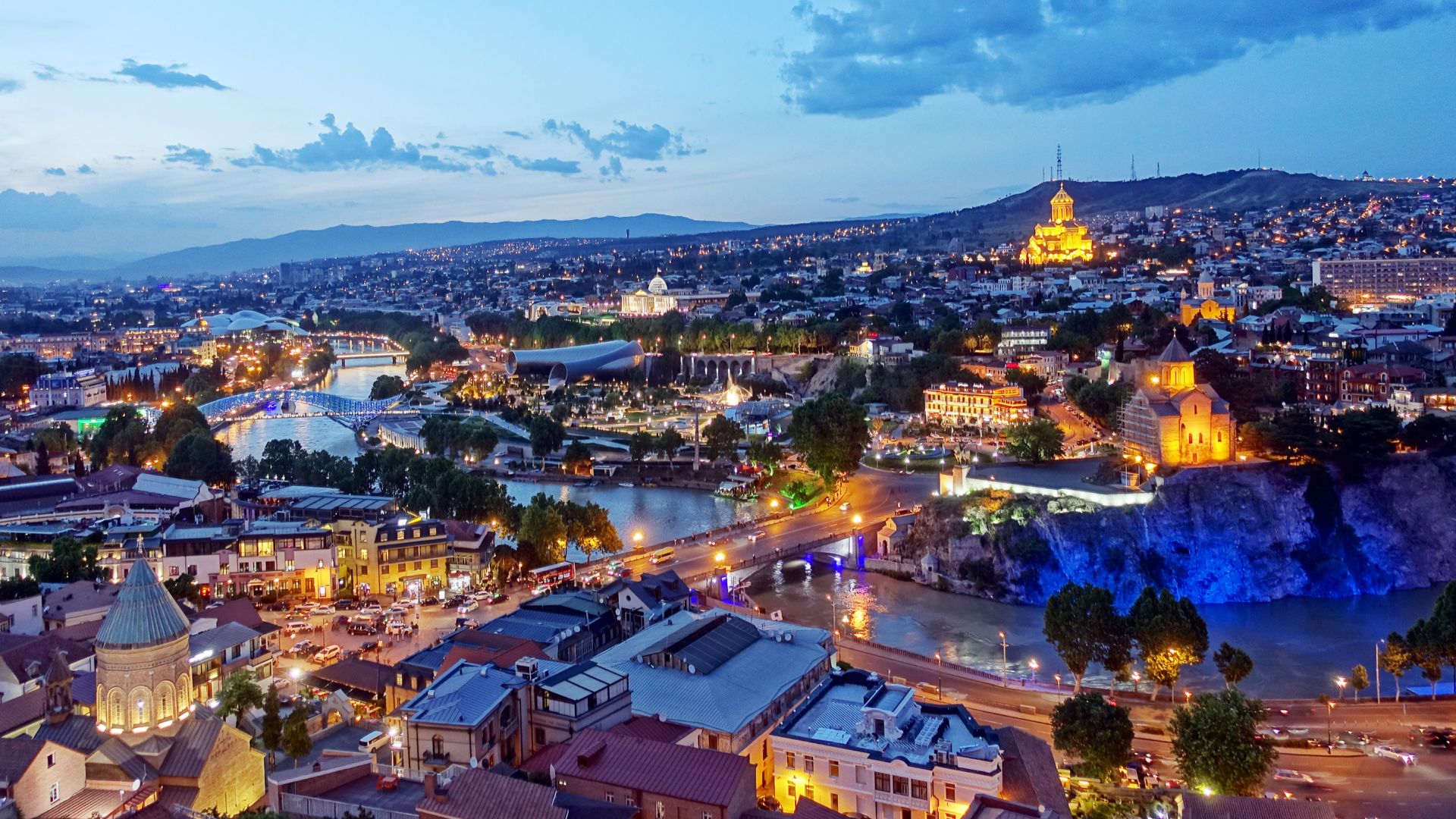 File:Tbilisi night view 2.jpg
