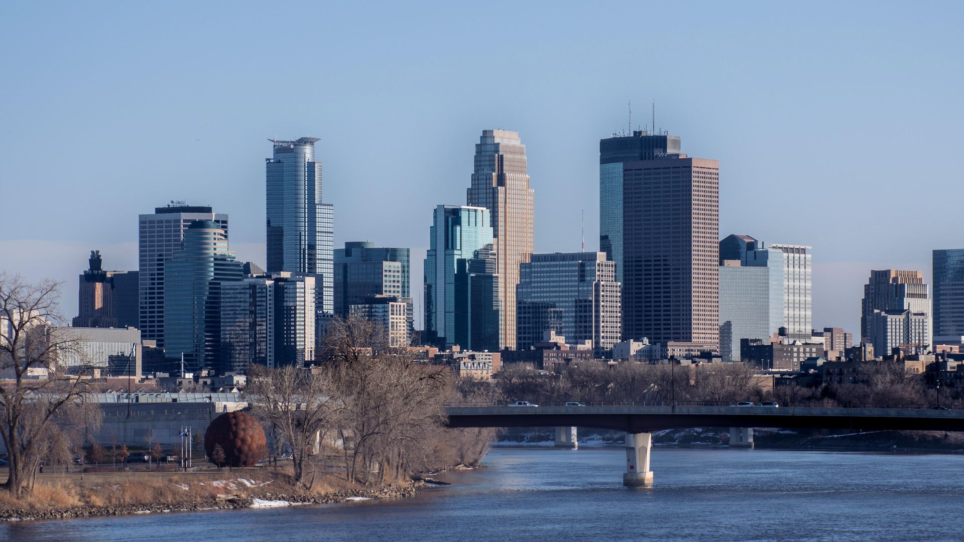 File:Minneapolis Skyline looking south.jpg