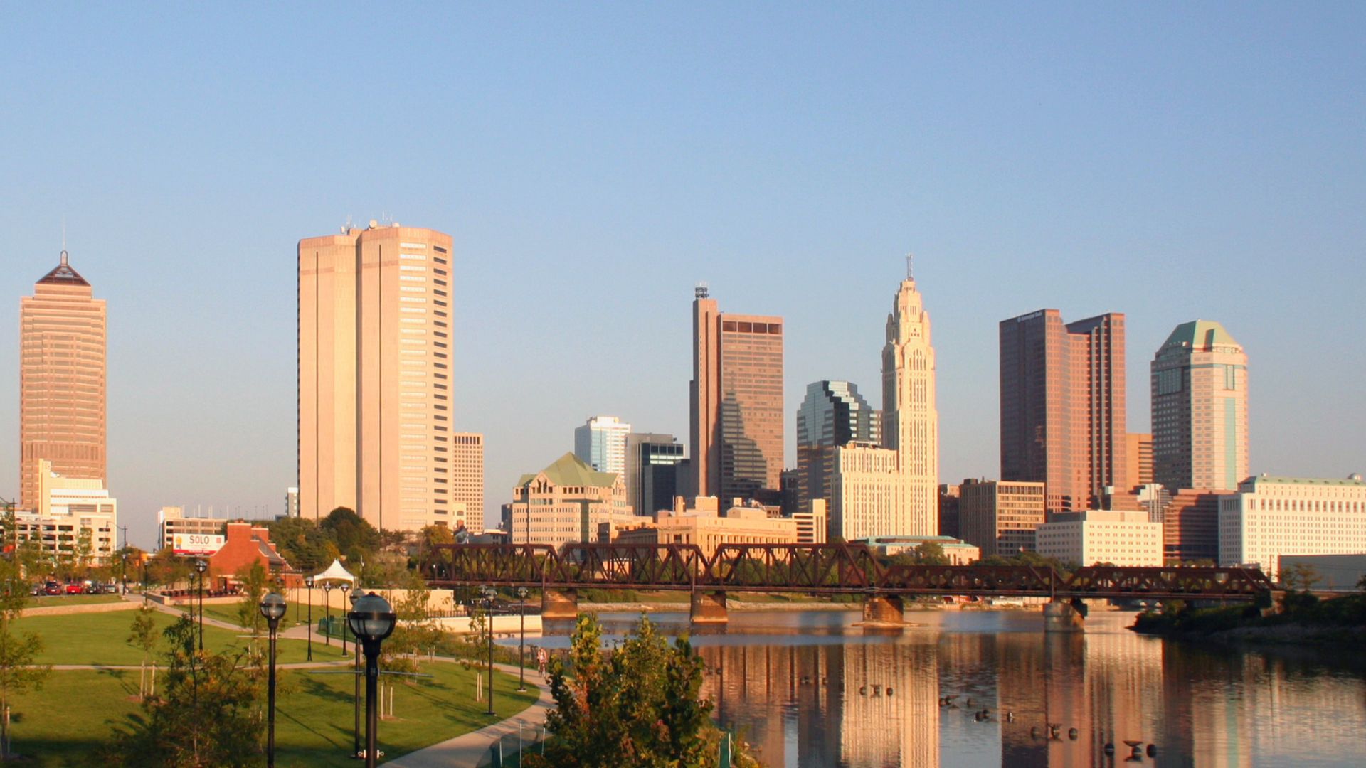 File:Columbus-ohio-skyline-panorama.jpg